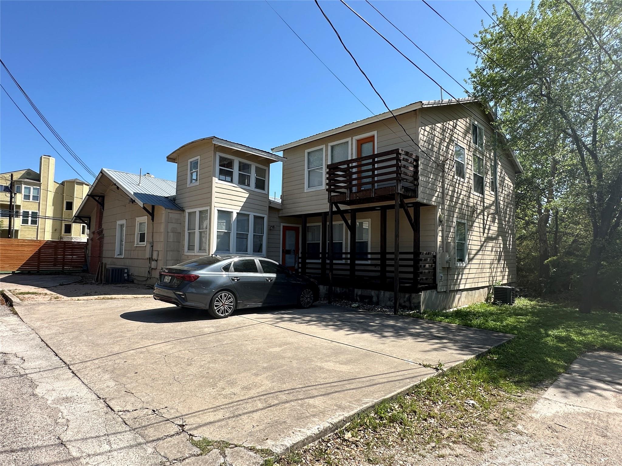 2902 Pearl St Property Photo 24