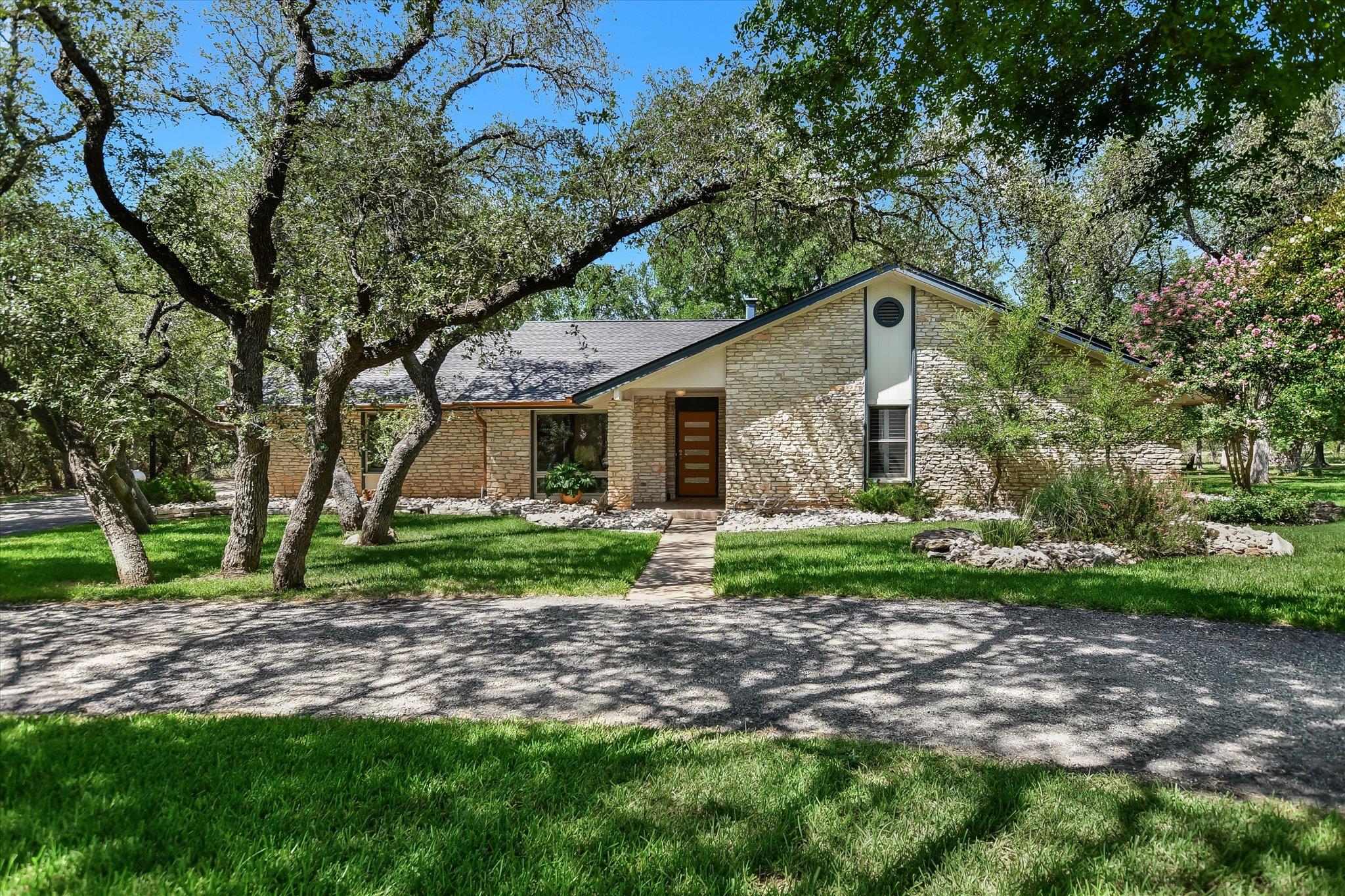 4014 Ramada Trl Property Photo 1