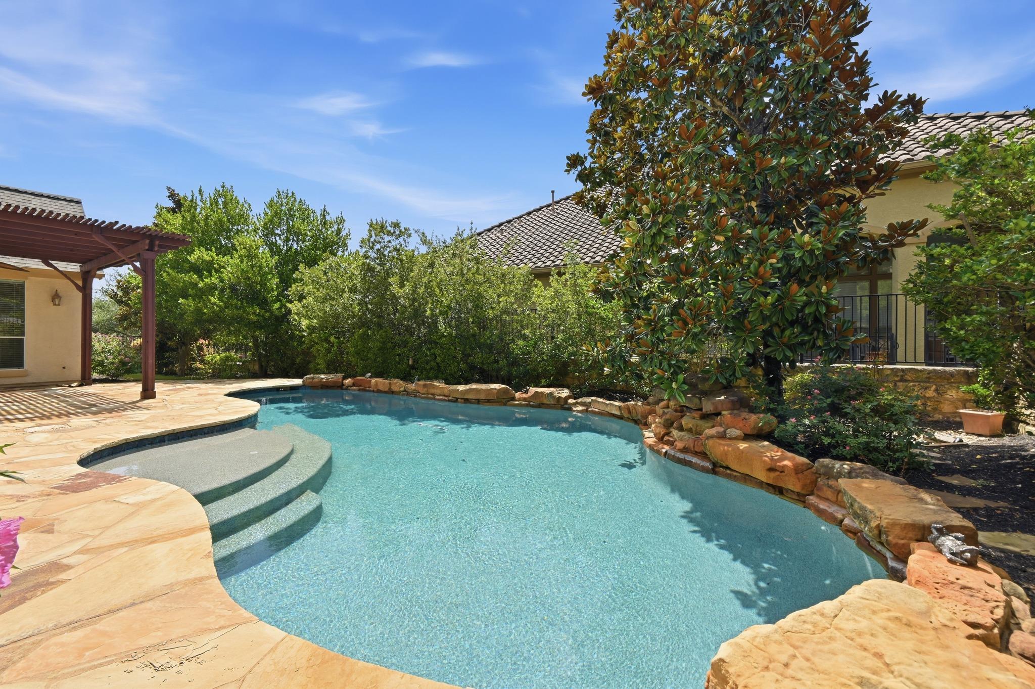 111 Whitley Dr Property Photo 33