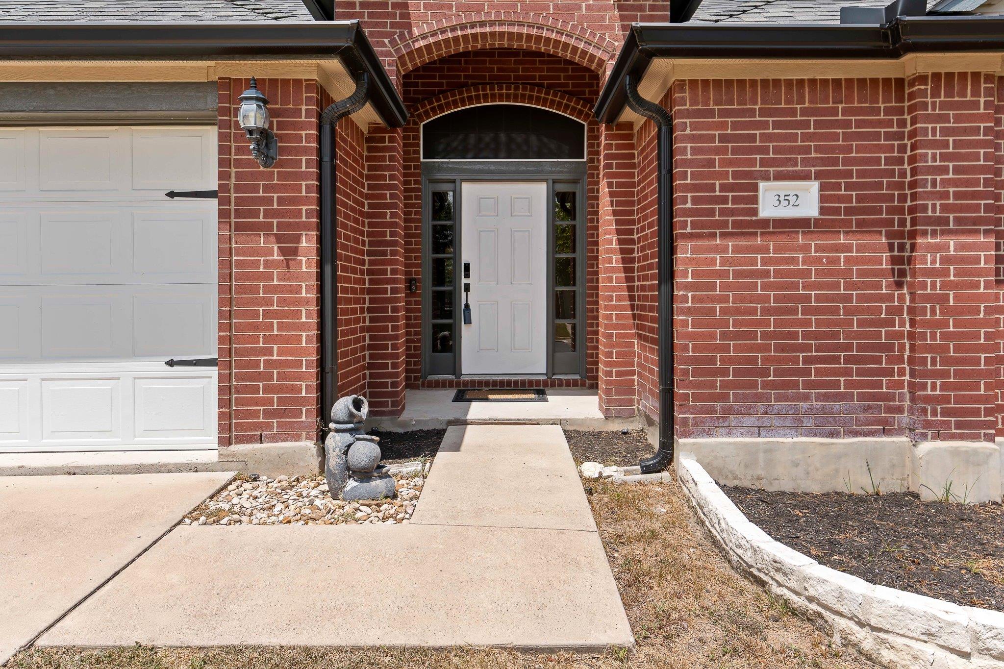 352 Sweet Gum None Property Photo 2