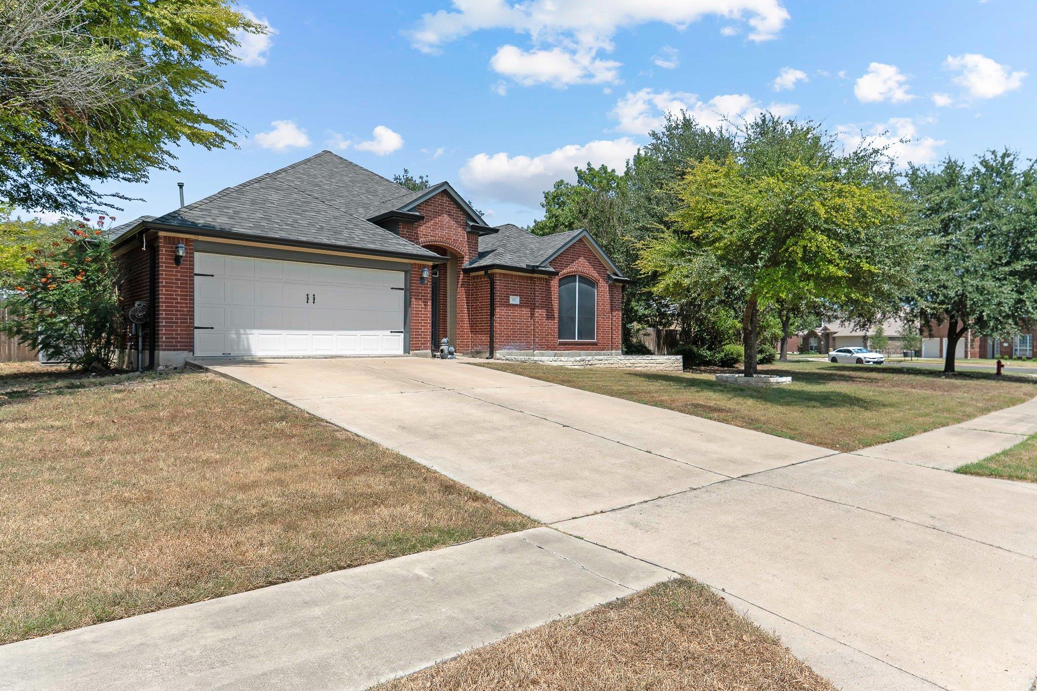 352 Sweet Gum None Property Photo 5