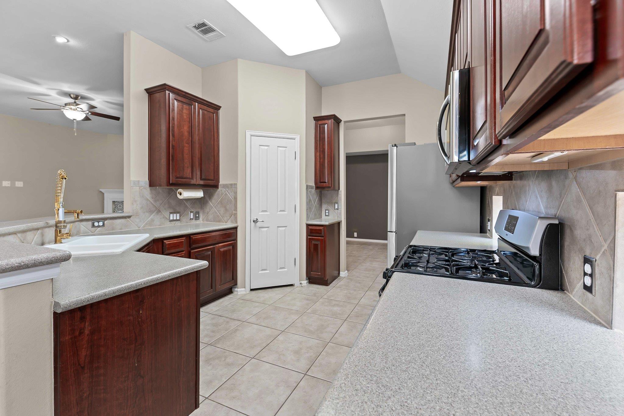 352 Sweet Gum None Property Photo 23