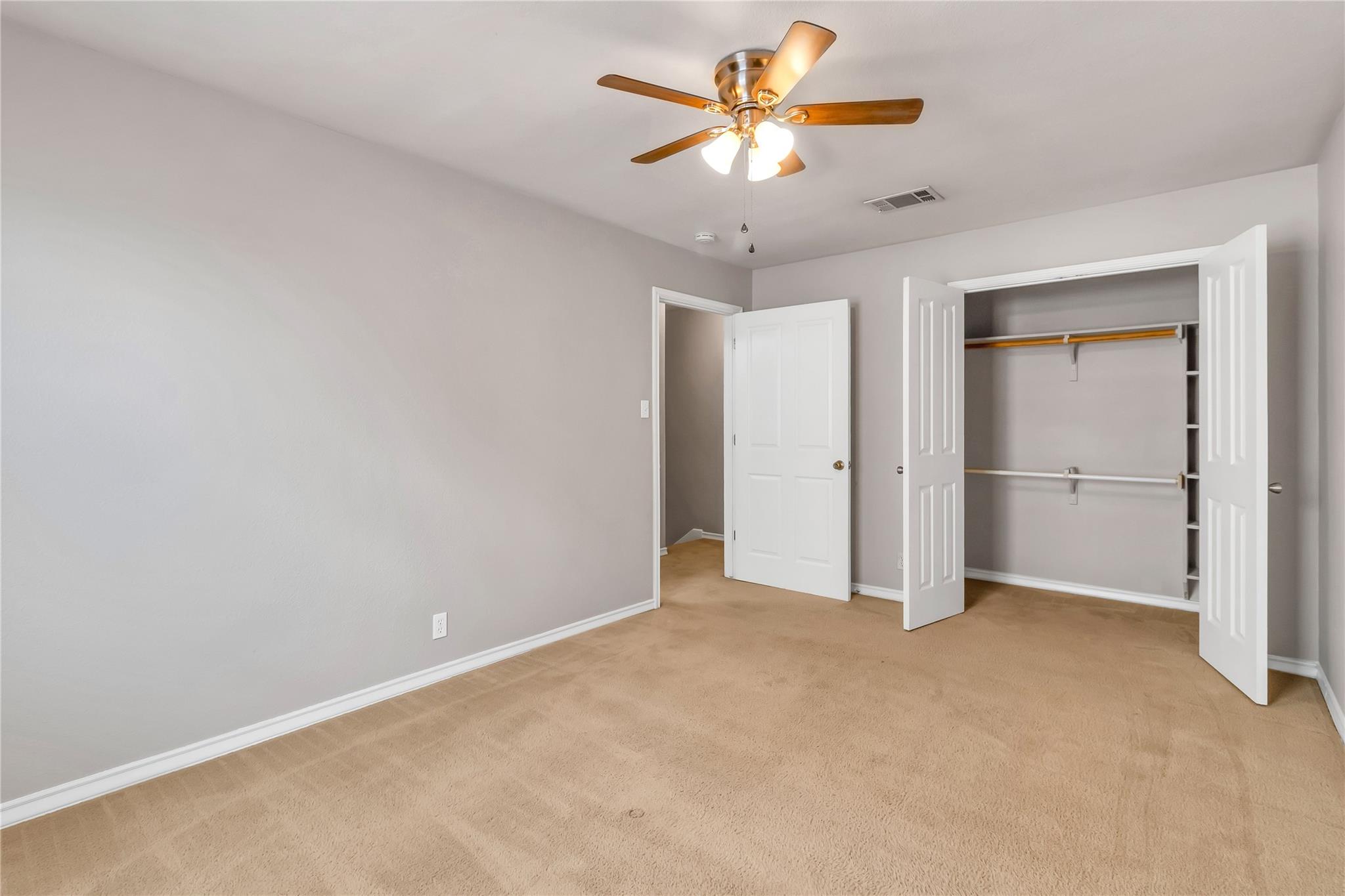 200 Sandstone Dr #a Property Photo 15