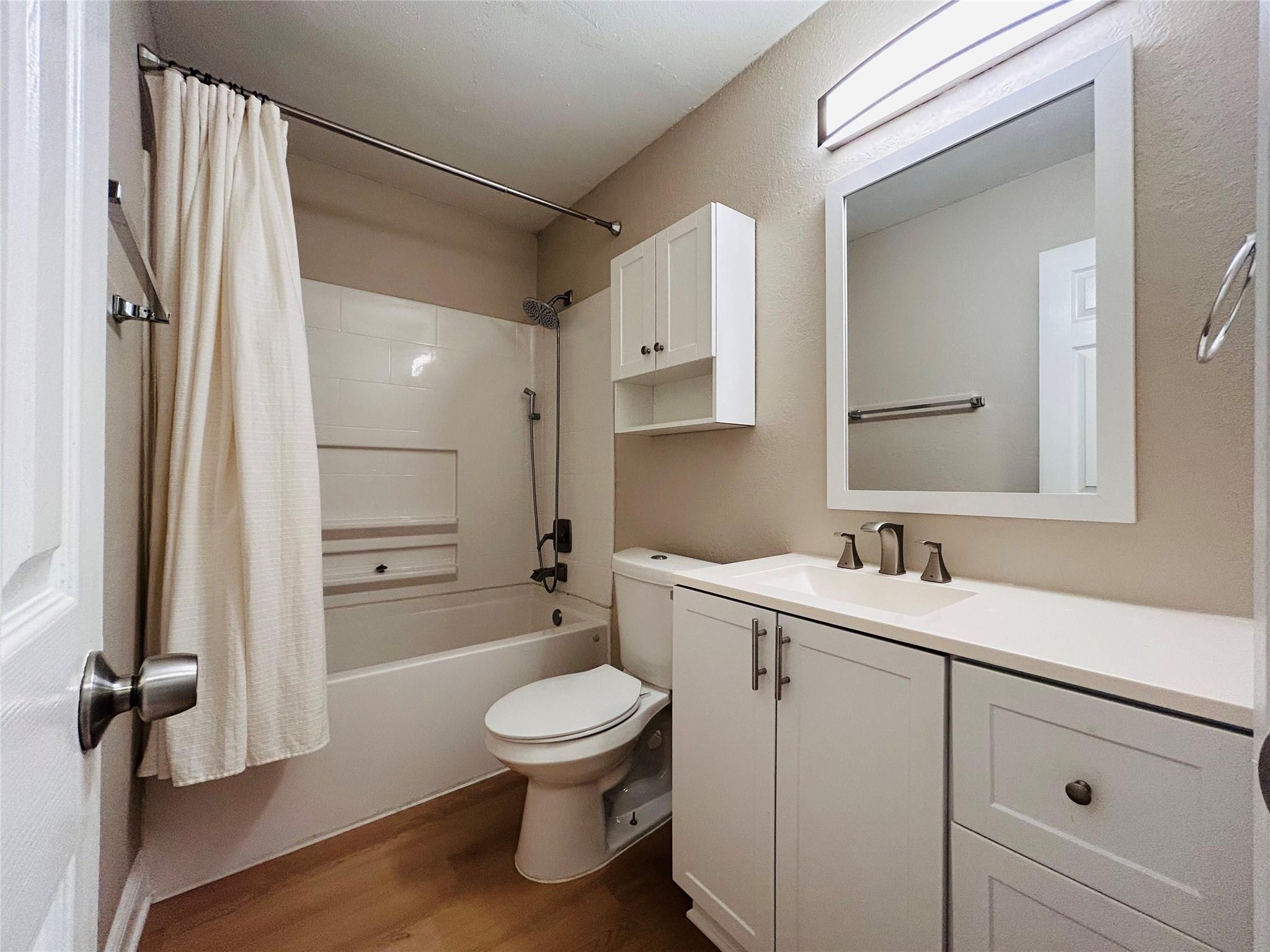 2608 Cypress Ln Property Photo 9