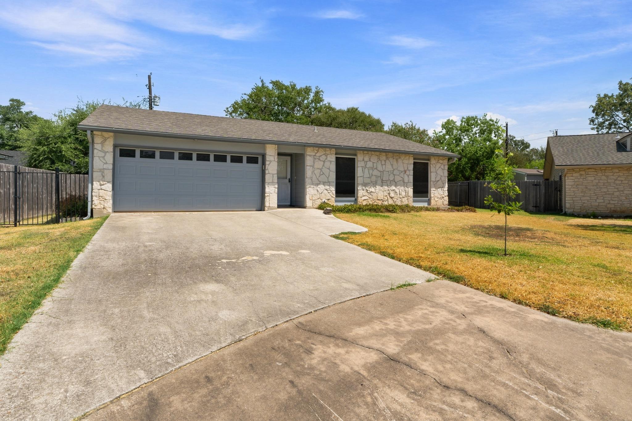 3102 Jeanne Marie Ct Property Photo 28