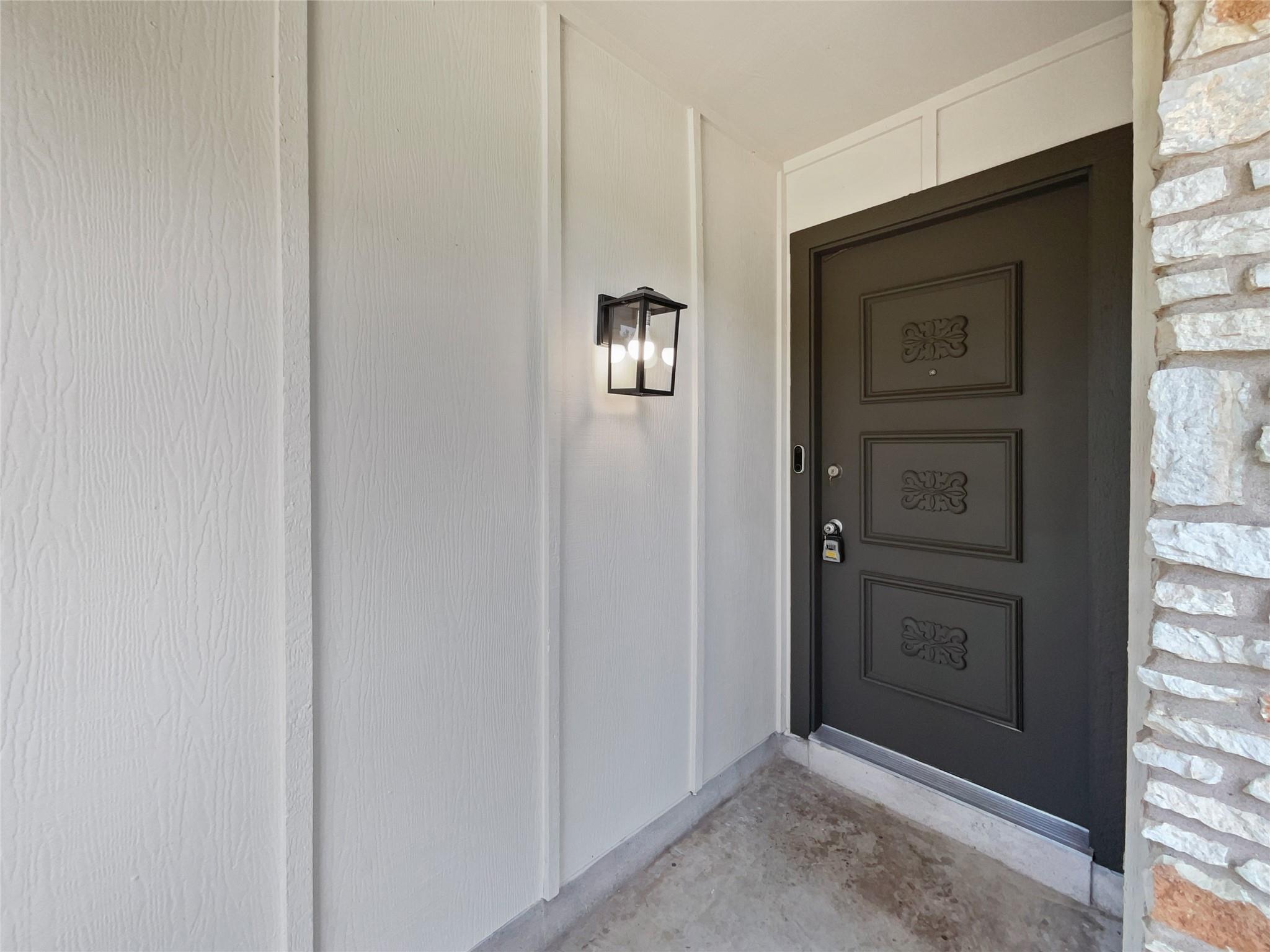 2505 Campden Dr Property Photo 12