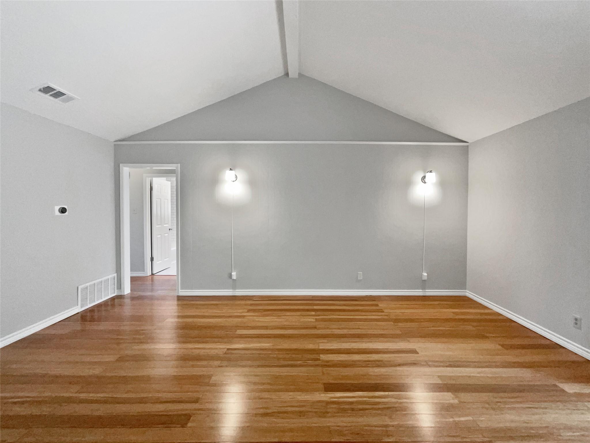 2505 Campden Dr Property Photo 16