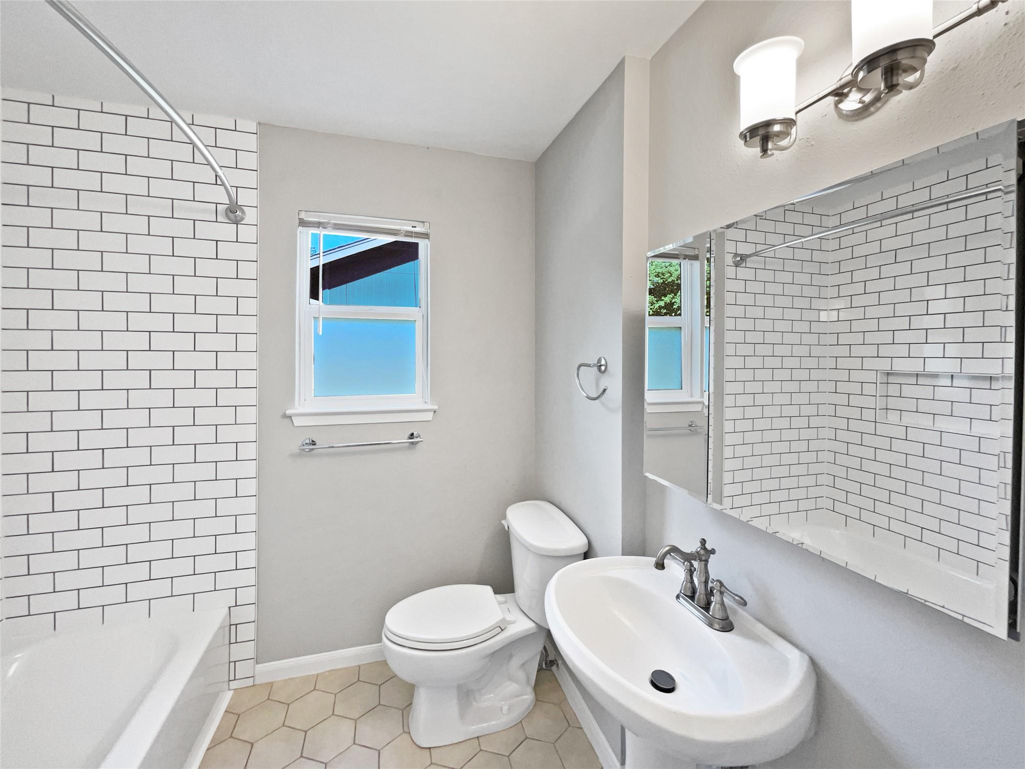 2505 Campden Dr Property Photo 29