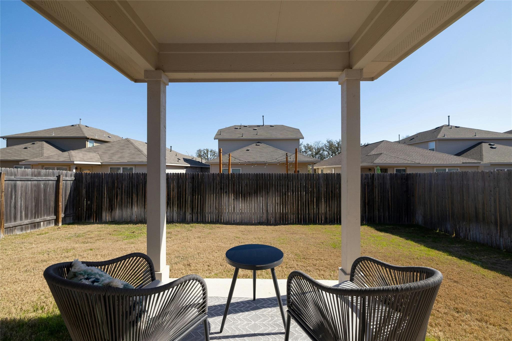 221 Yoakum St Property Photo 21