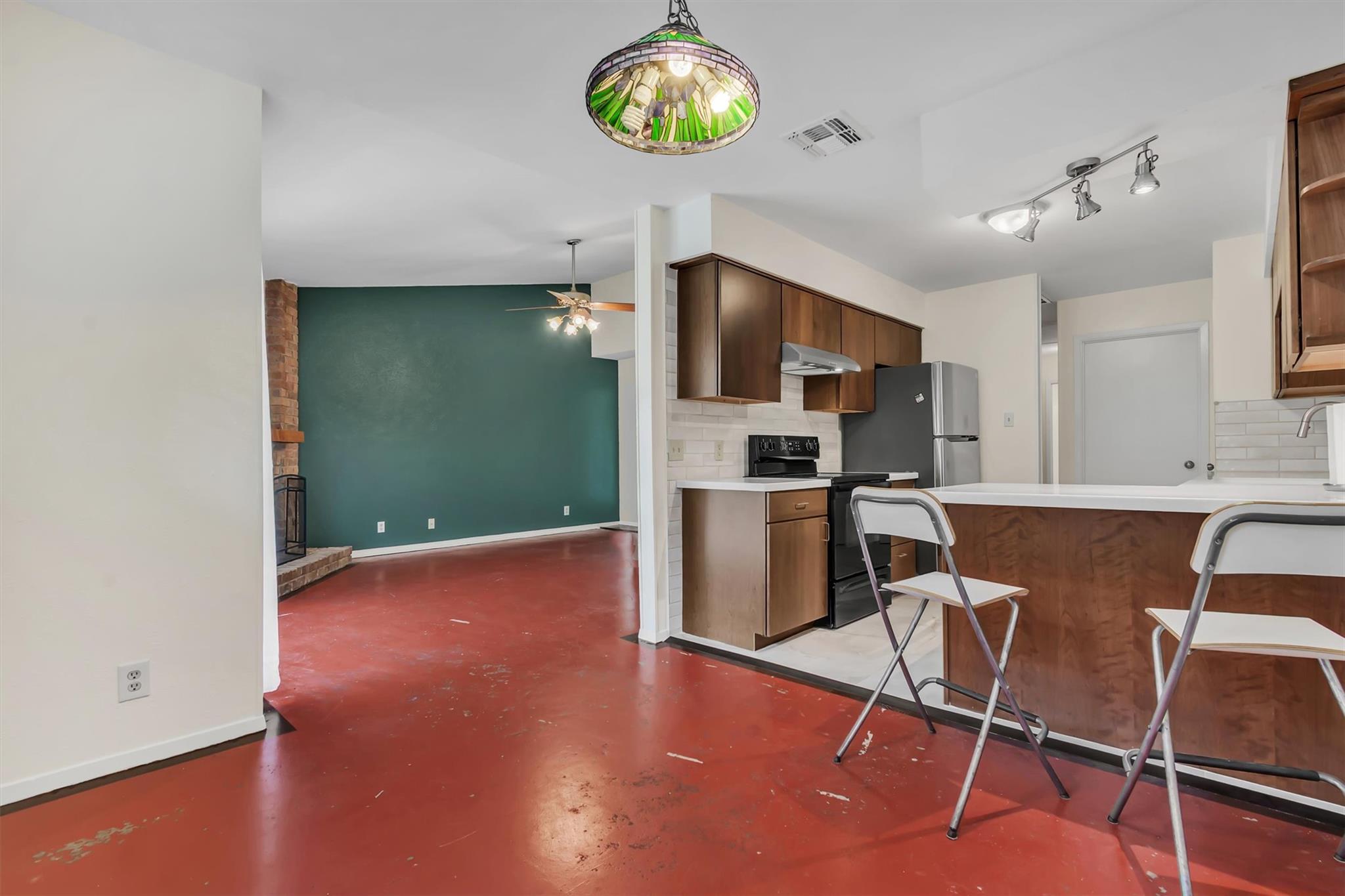 5703 W Gate Blvd #b Property Photo 6