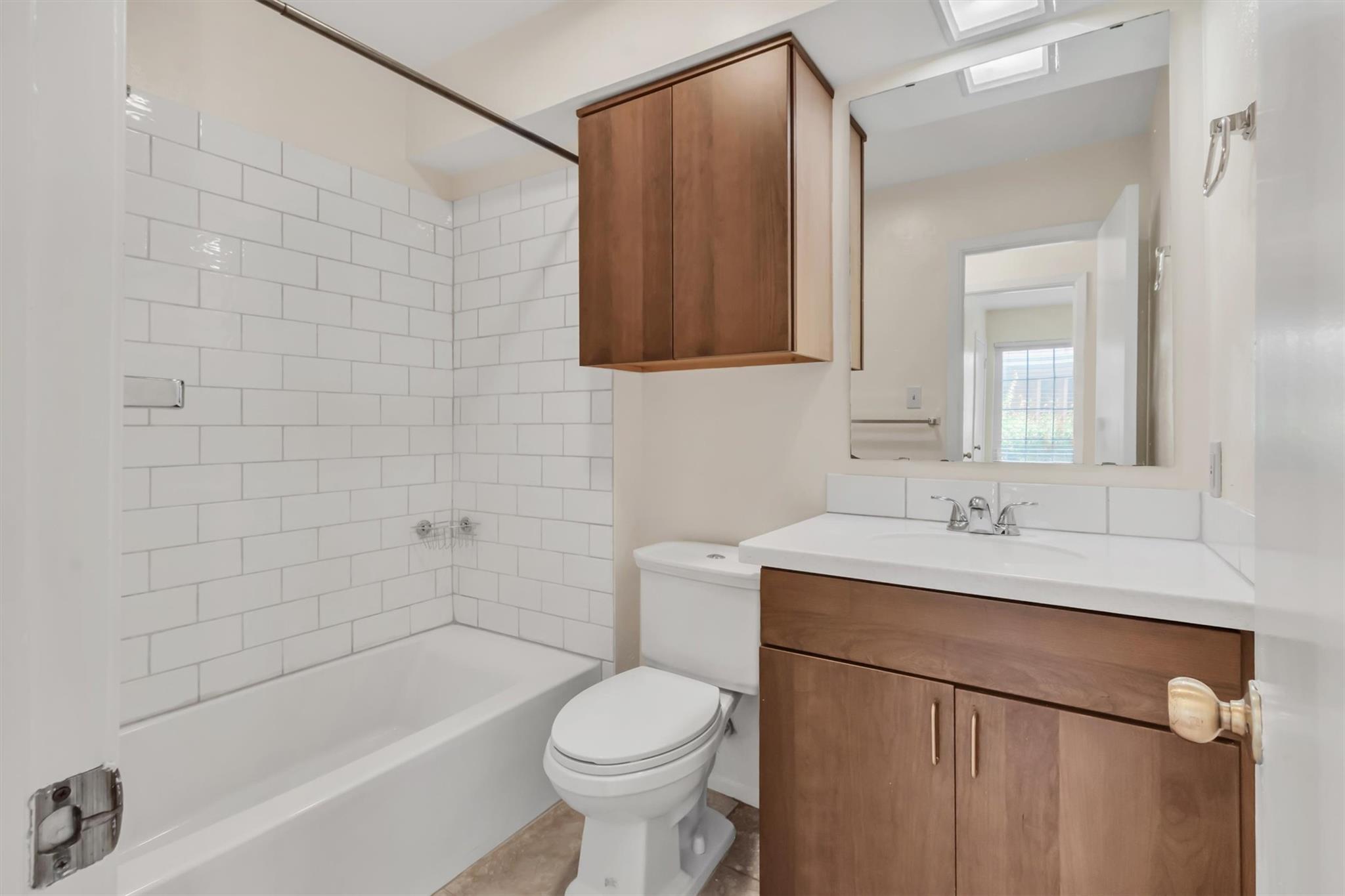 5703 W Gate Blvd #b Property Photo 8