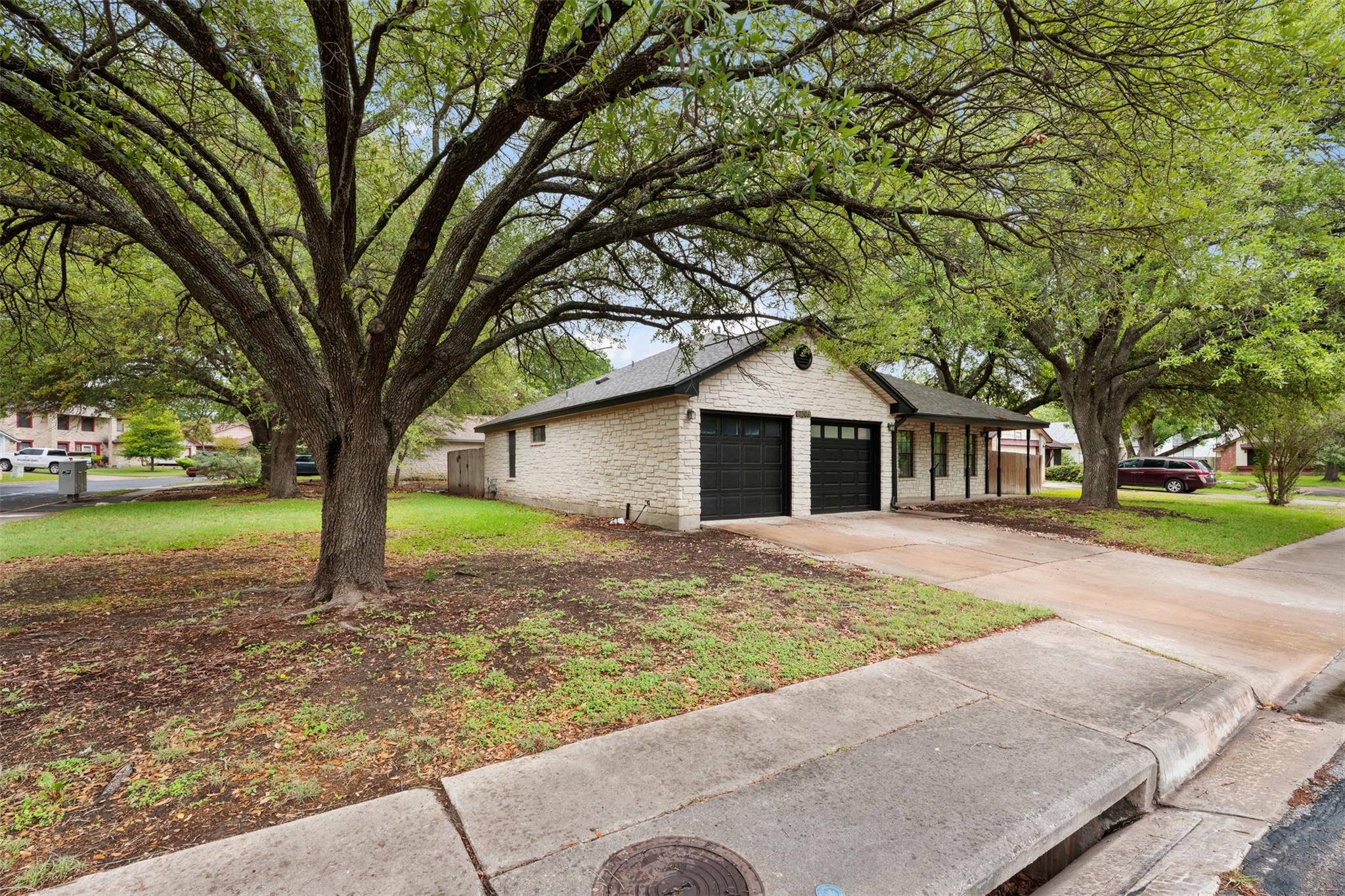 2306 Alimony Cv Property Photo 5