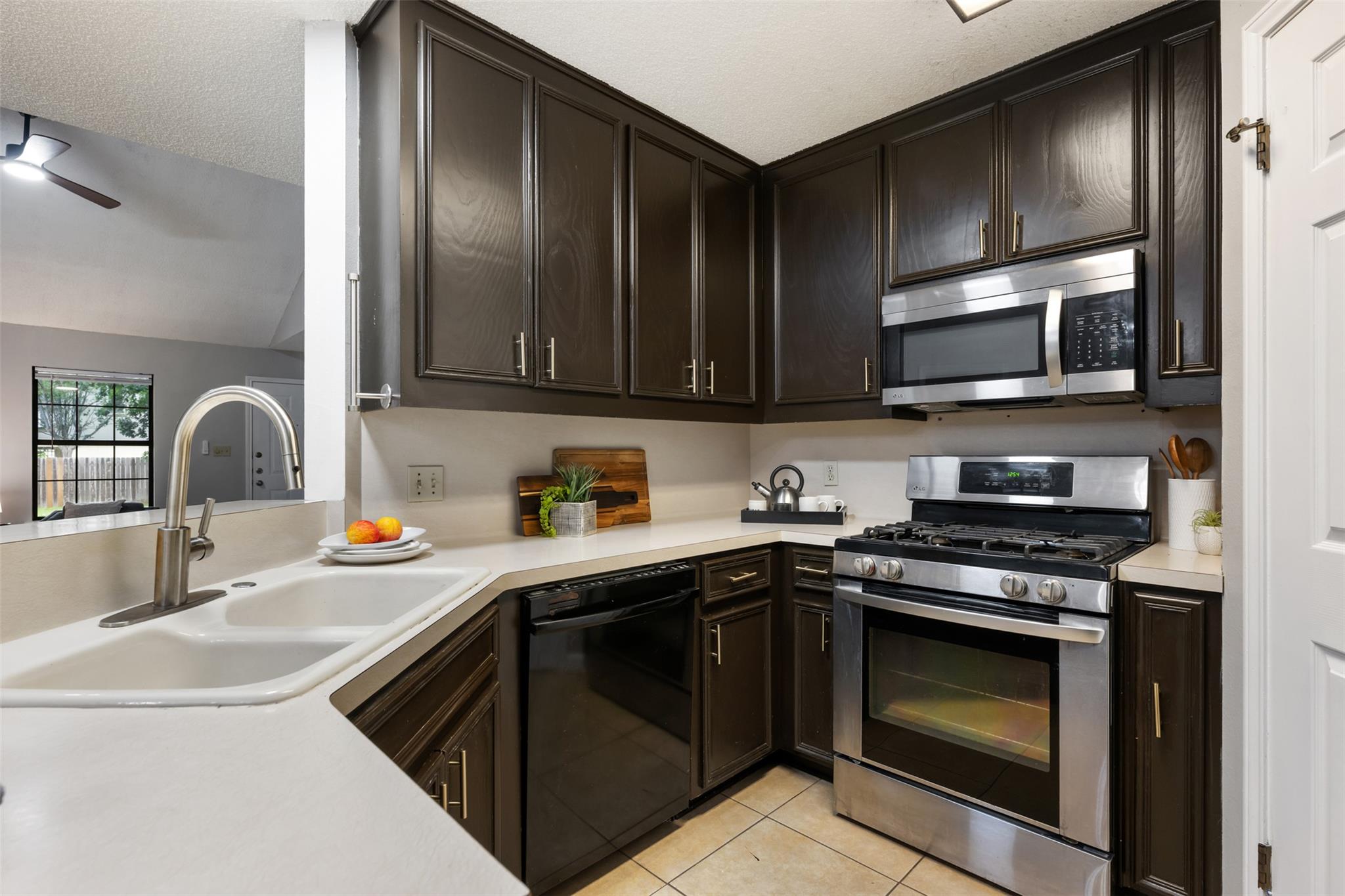 2306 Alimony Cv Property Photo 18
