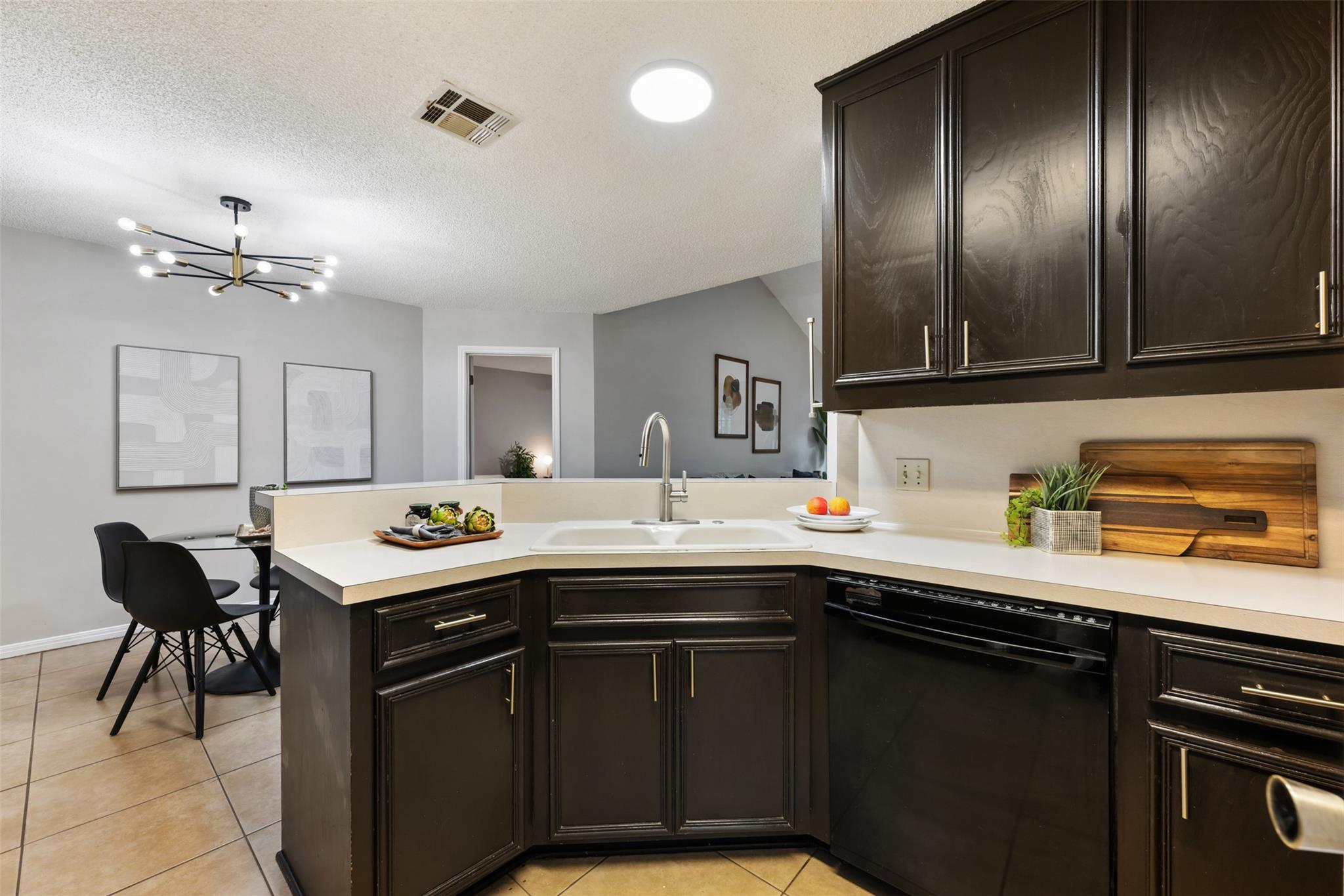 2306 Alimony Cv Property Photo 19