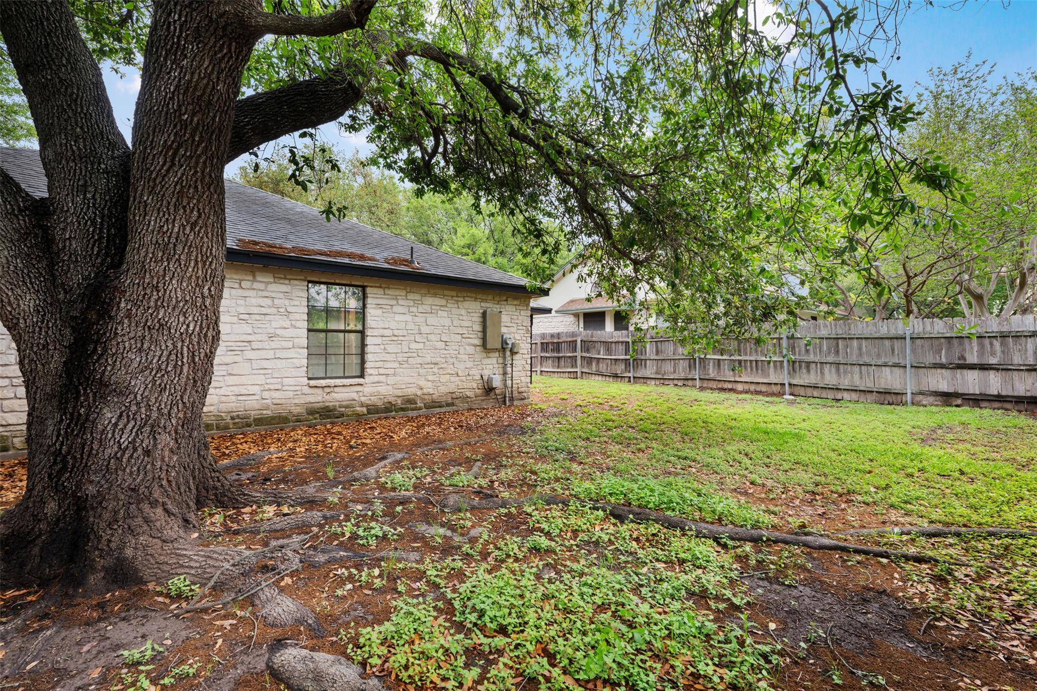 2306 Alimony Cv Property Photo 38