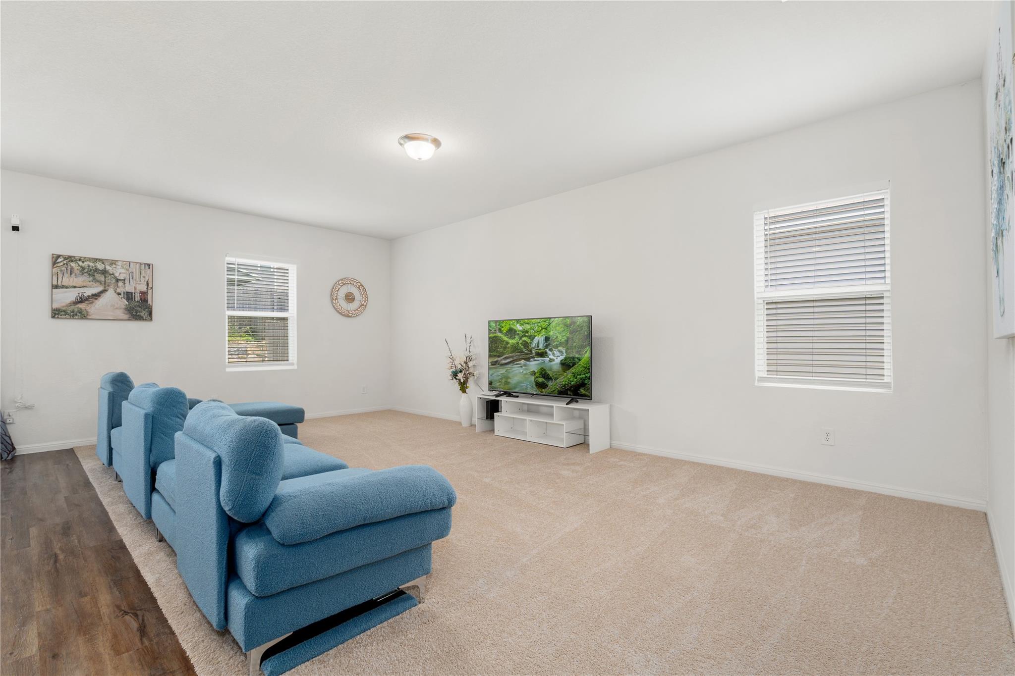 19325 Berringer Dr Property Photo 5