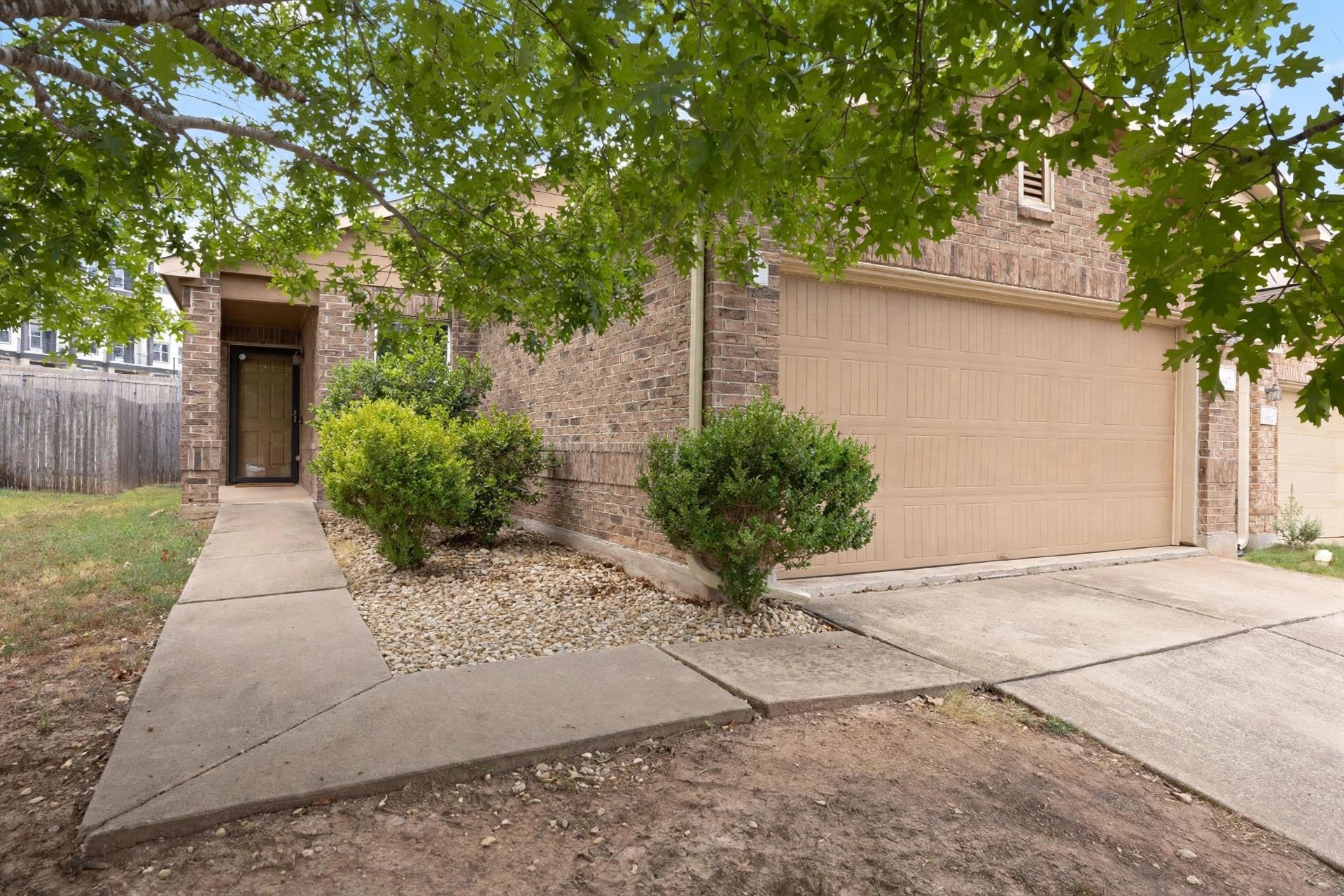 6617 Sunderland Trl Property Photo 1