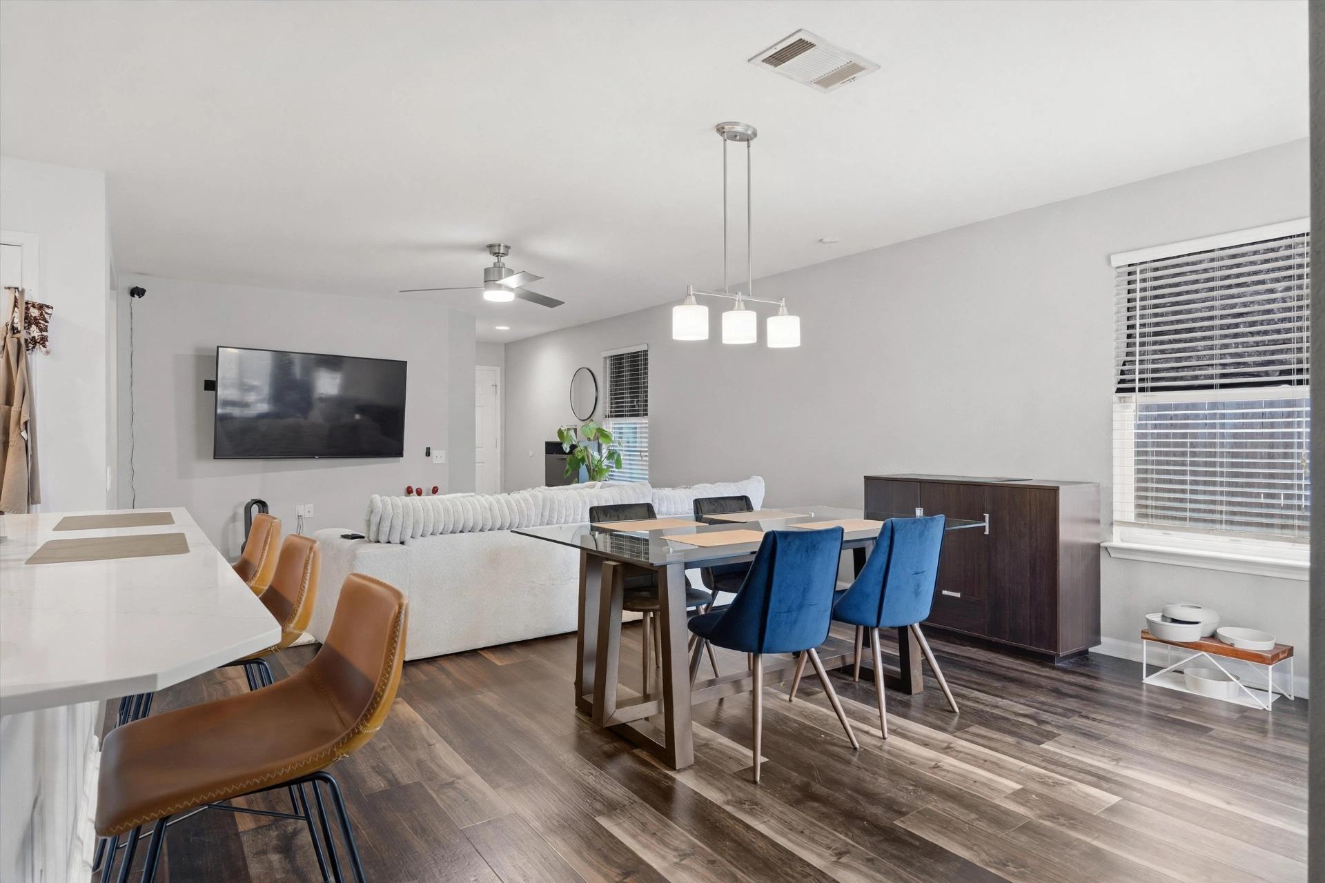 6617 Sunderland Trl Property Photo 11