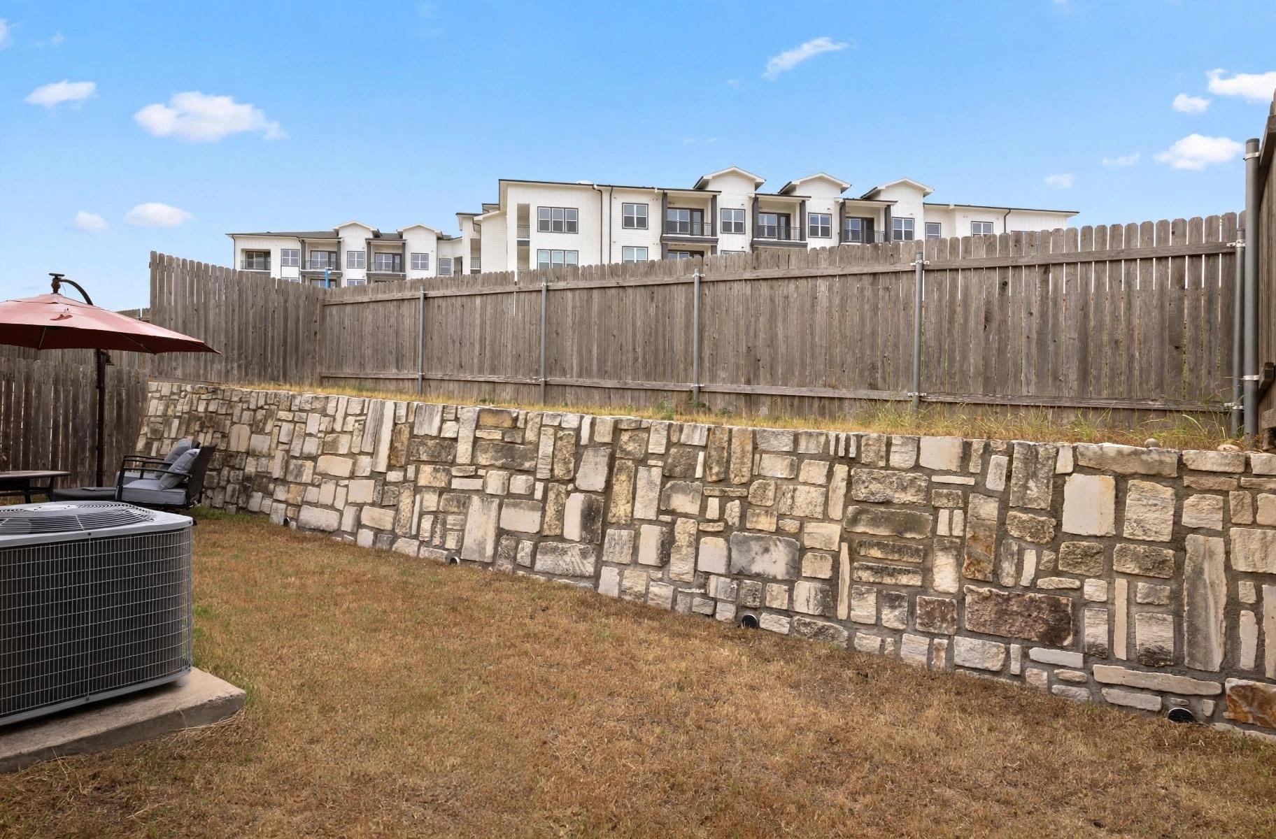 6617 Sunderland Trl Property Photo 26