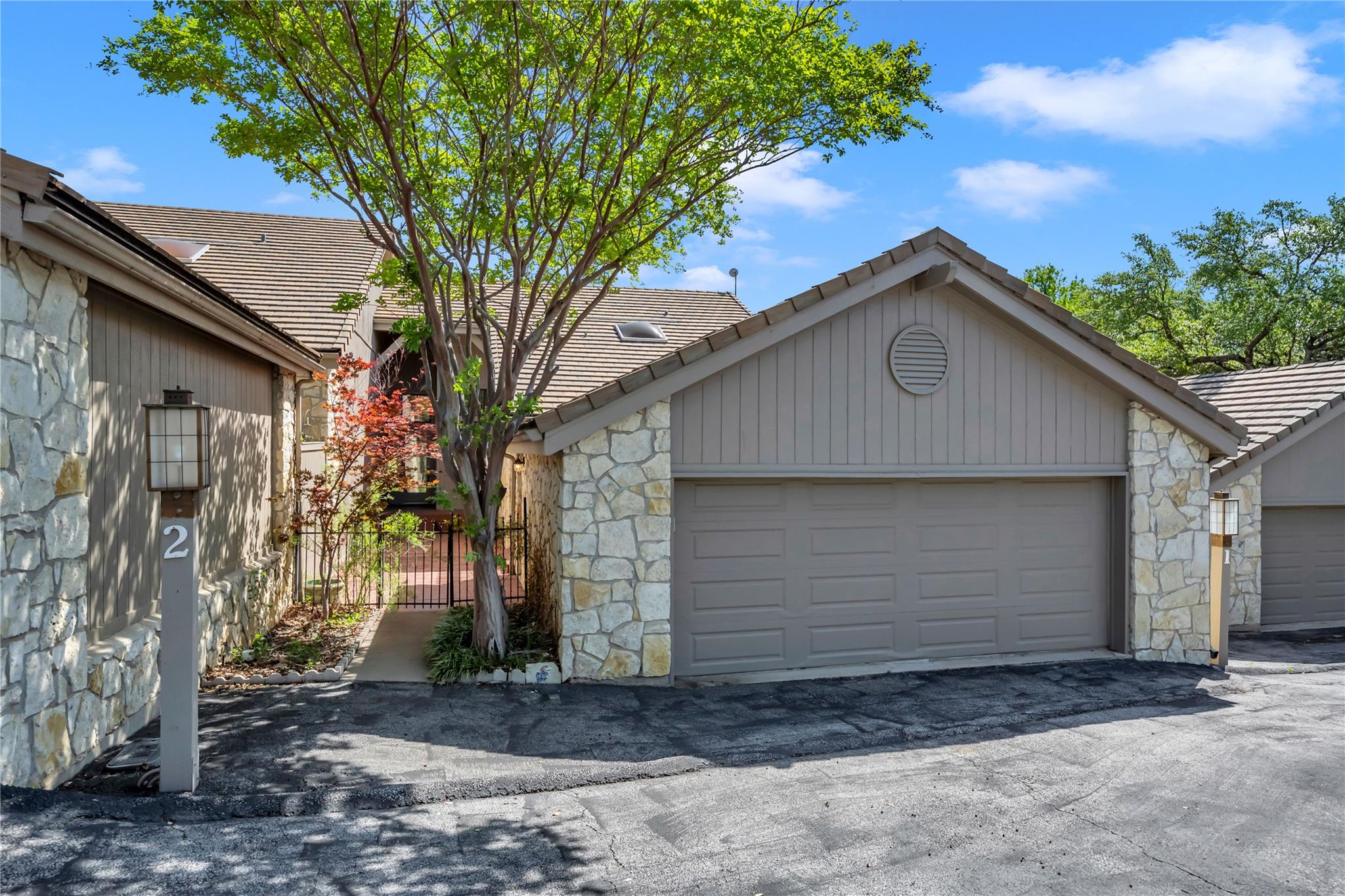 109 Lachite 2 Property Photo