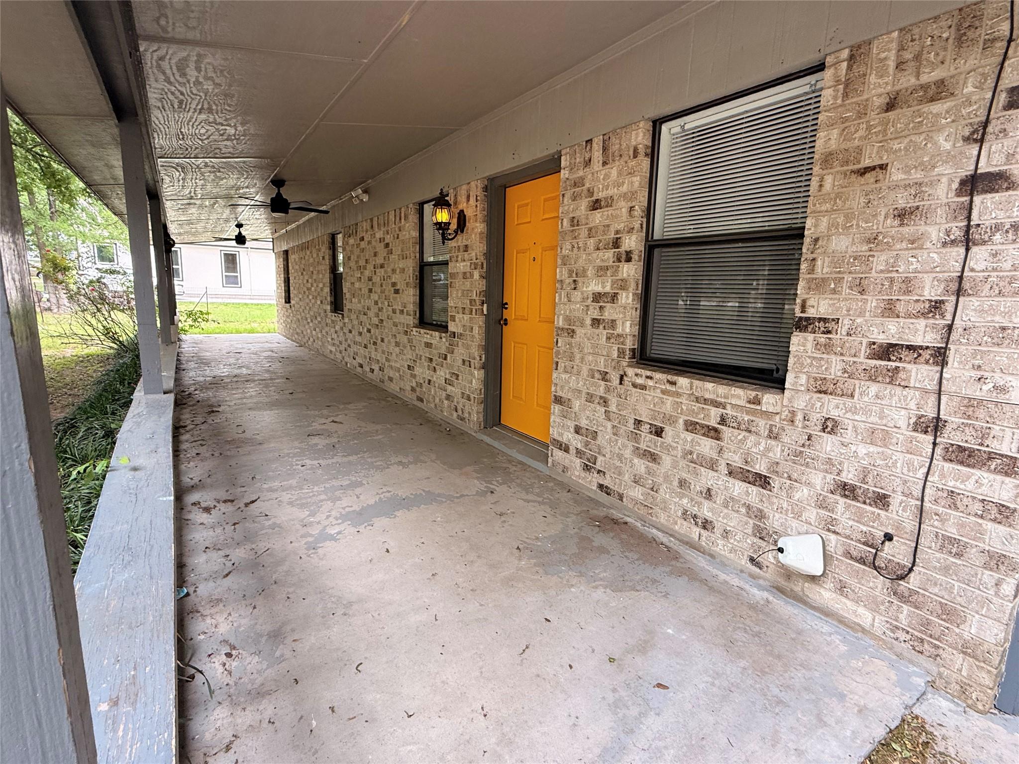 121 Lba Dr Property Photo 2