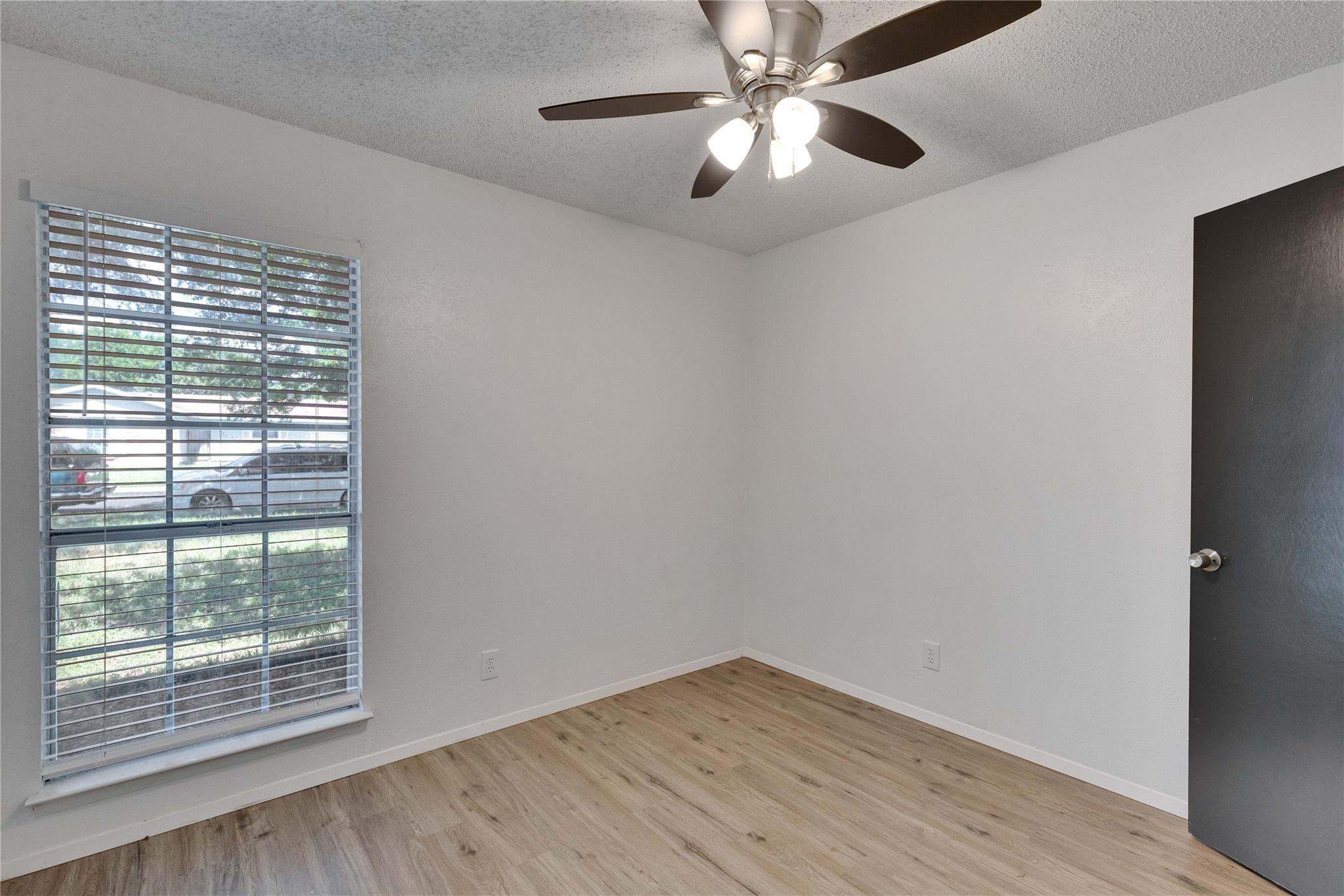 4504 Little Hill Cir Property Photo 18