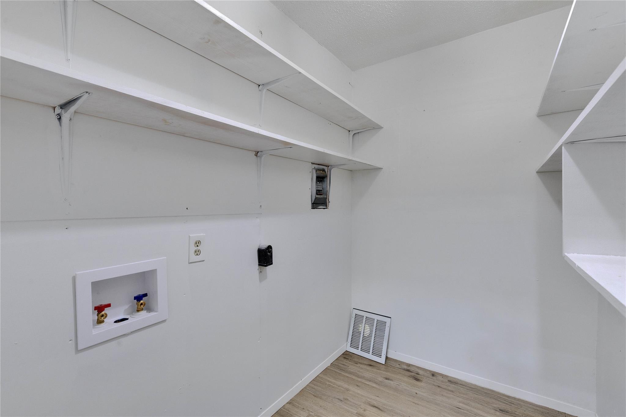 4504 Little Hill Cir Property Photo 22