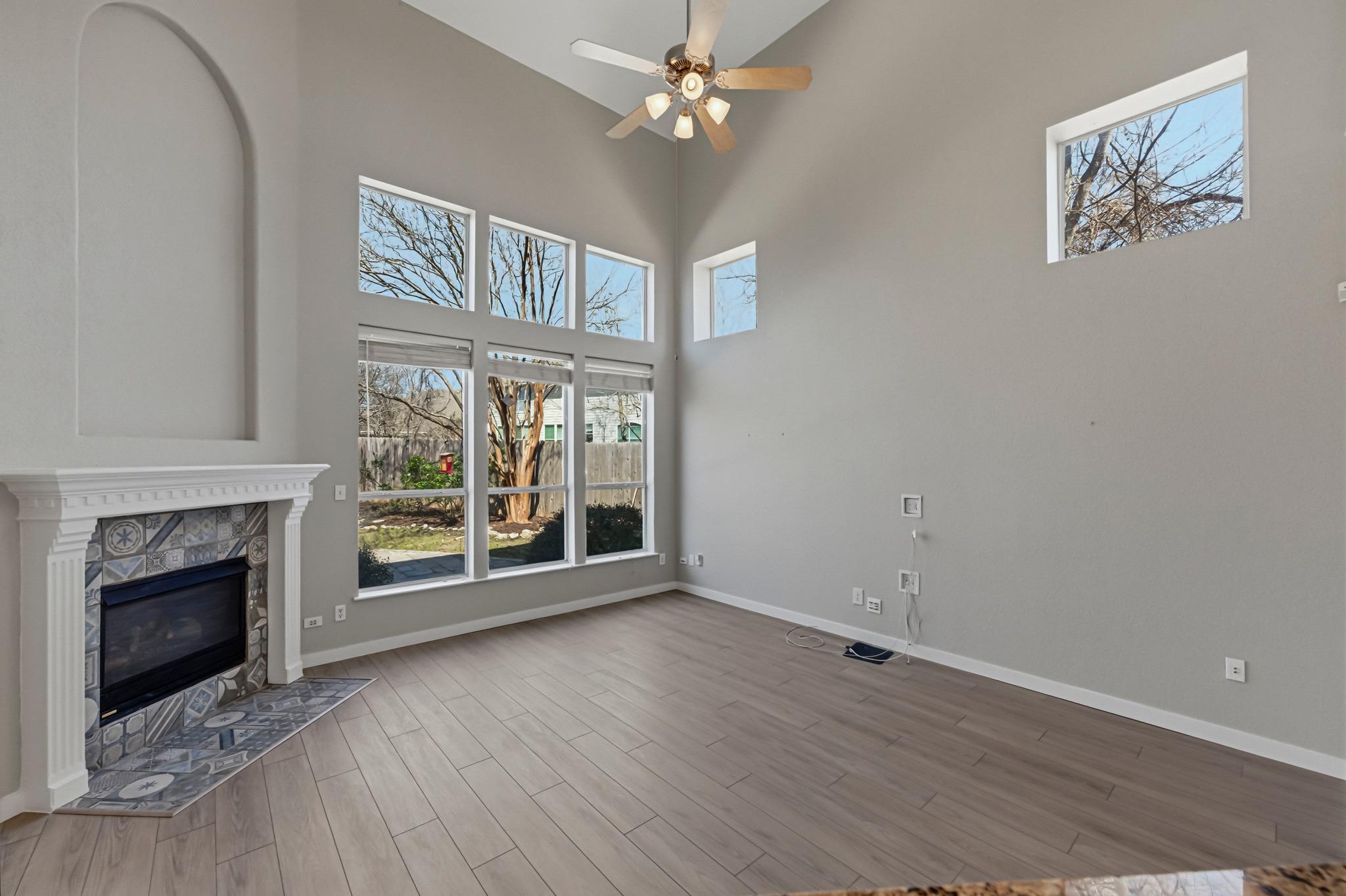 6810 Poncha Pass Property Photo 12