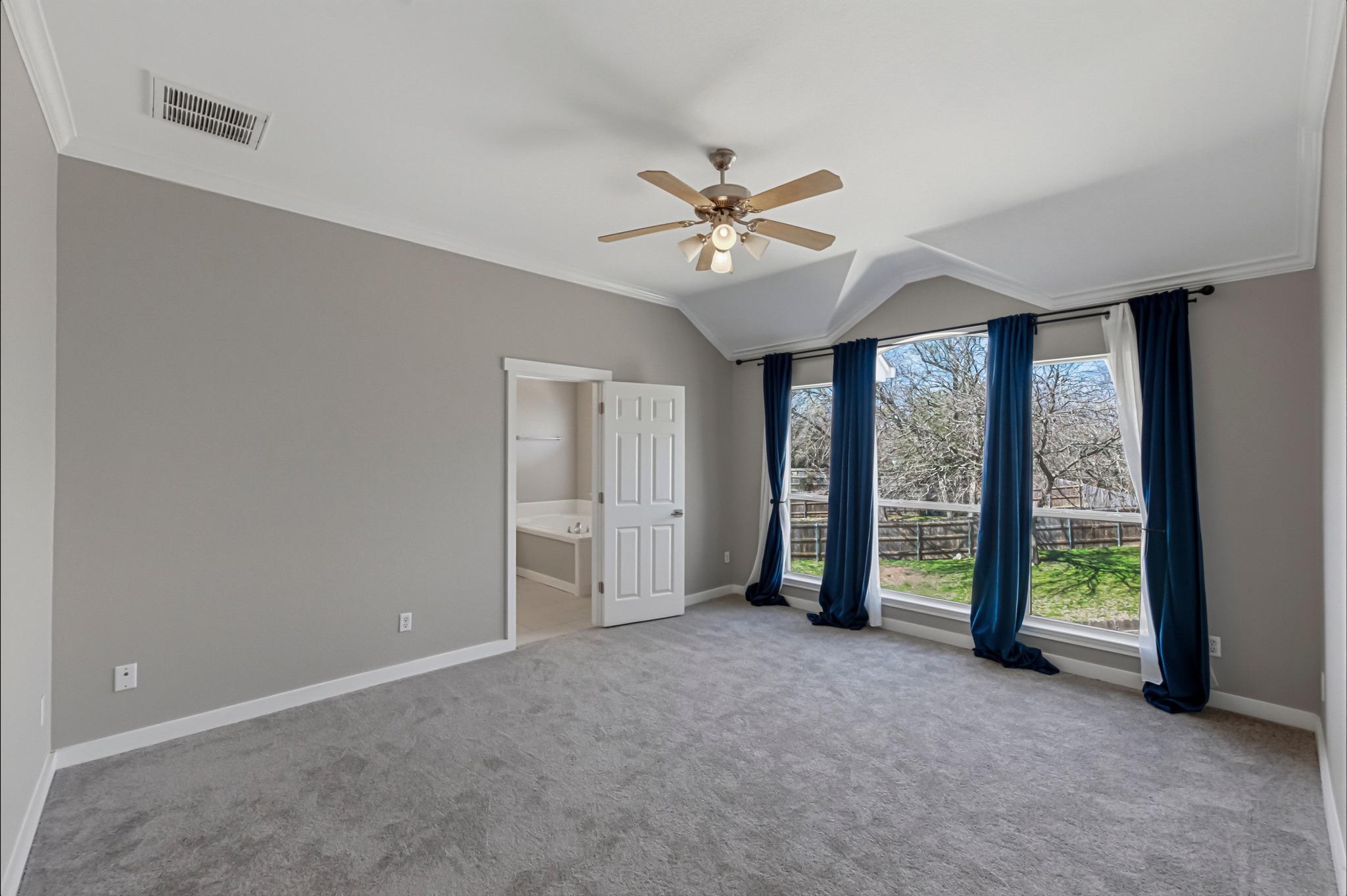 6810 Poncha Pass Property Photo 23