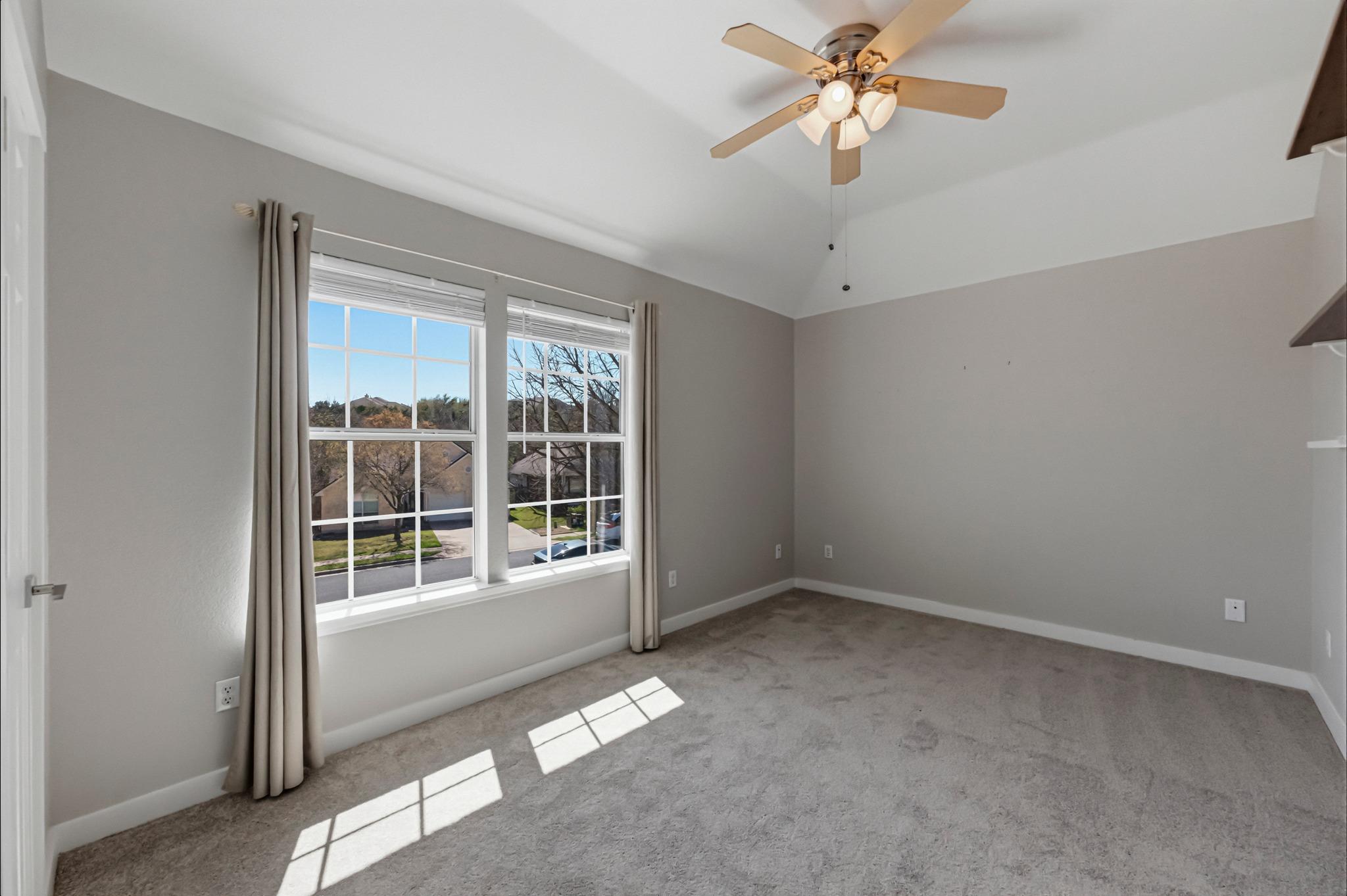 6810 Poncha Pass Property Photo 30
