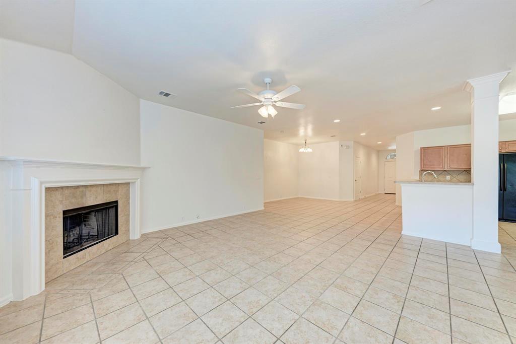 412 Golden Eagle Ln Property Photo 15