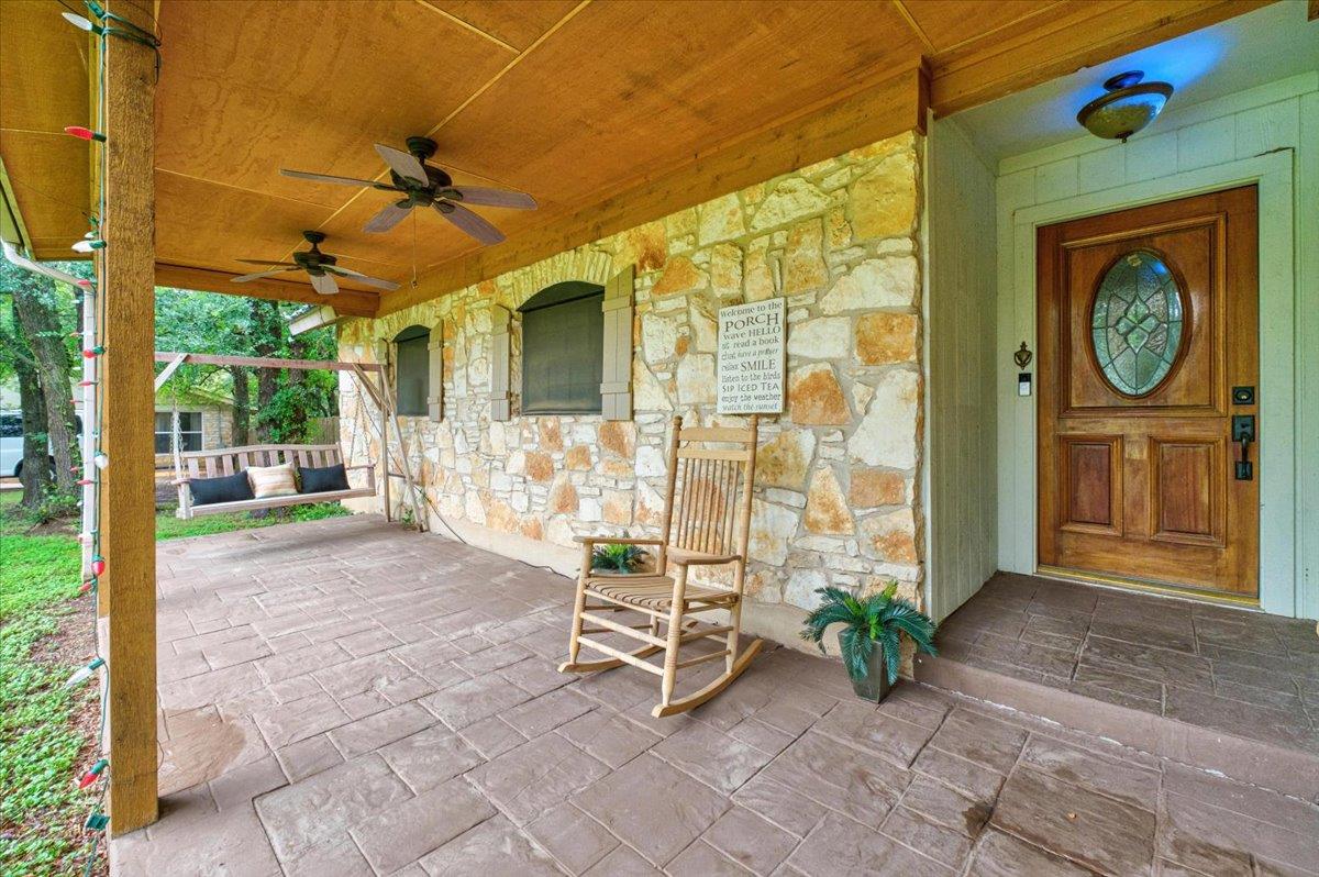 1009 Bluebird Dr Property Photo 4