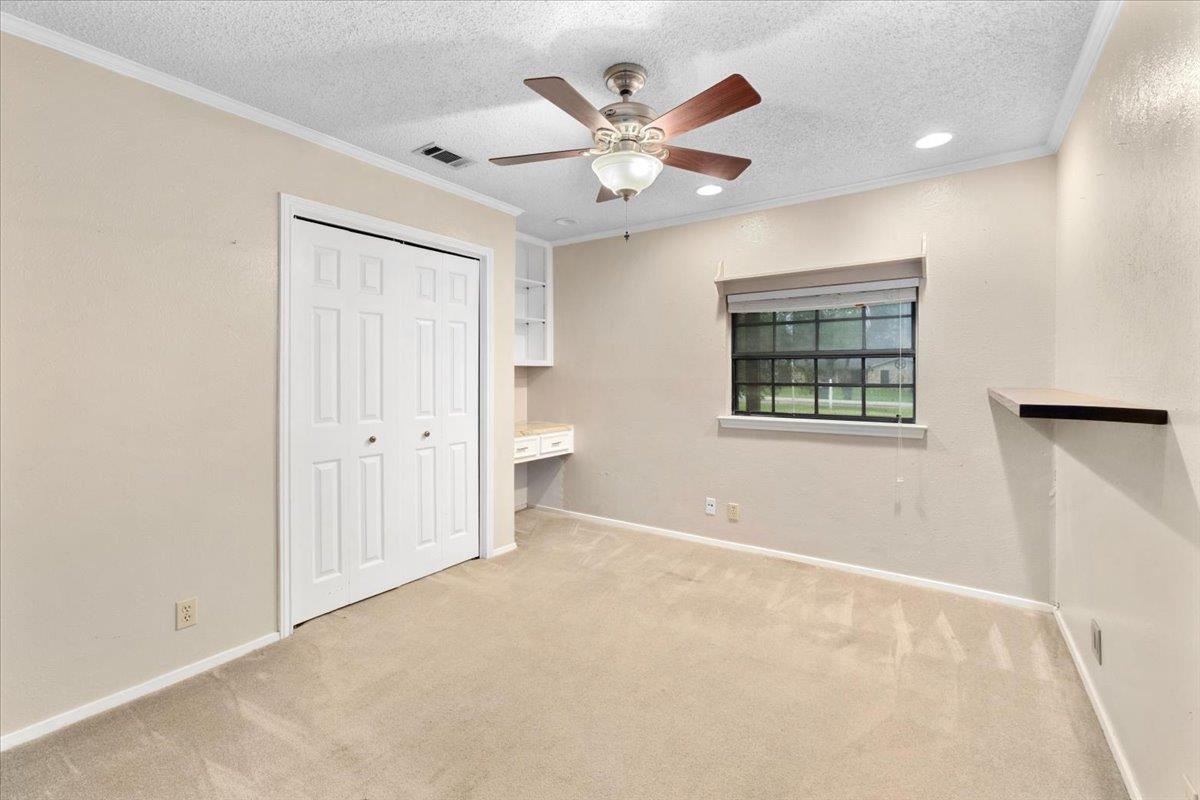 1009 Bluebird Dr Property Photo 22
