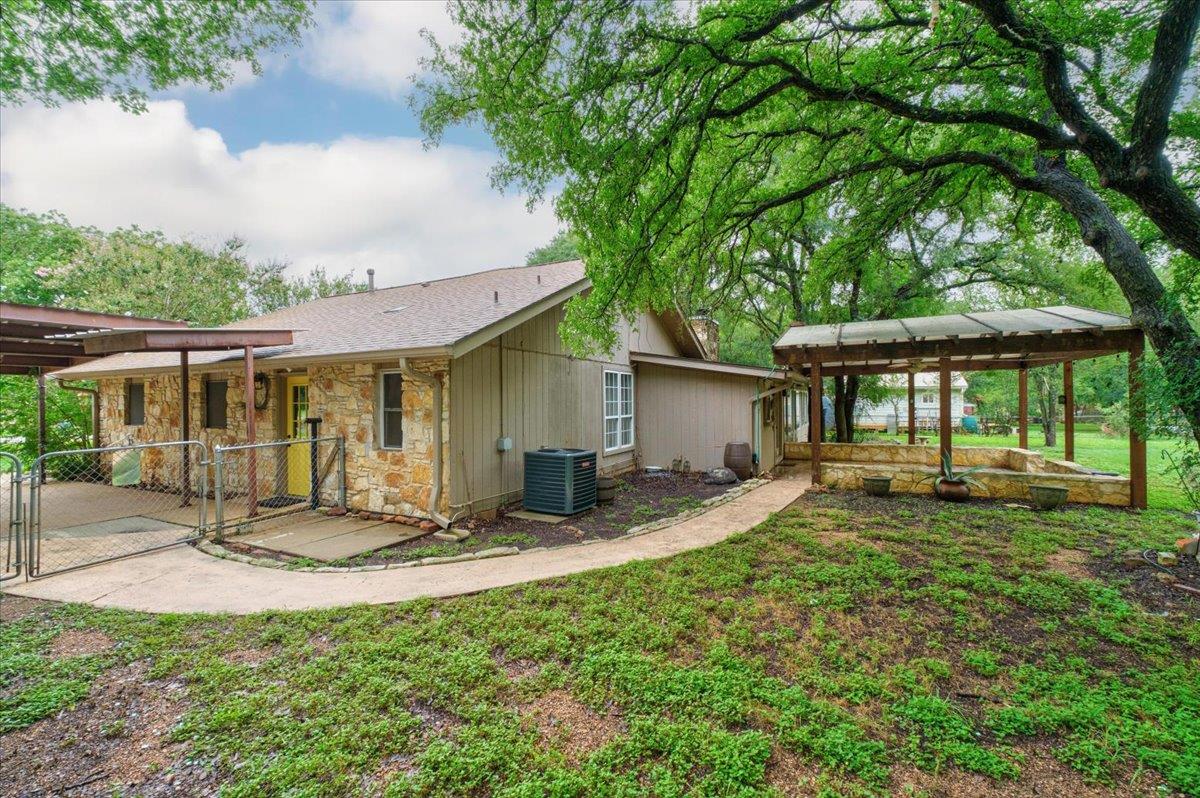 1009 Bluebird Dr Property Photo 31