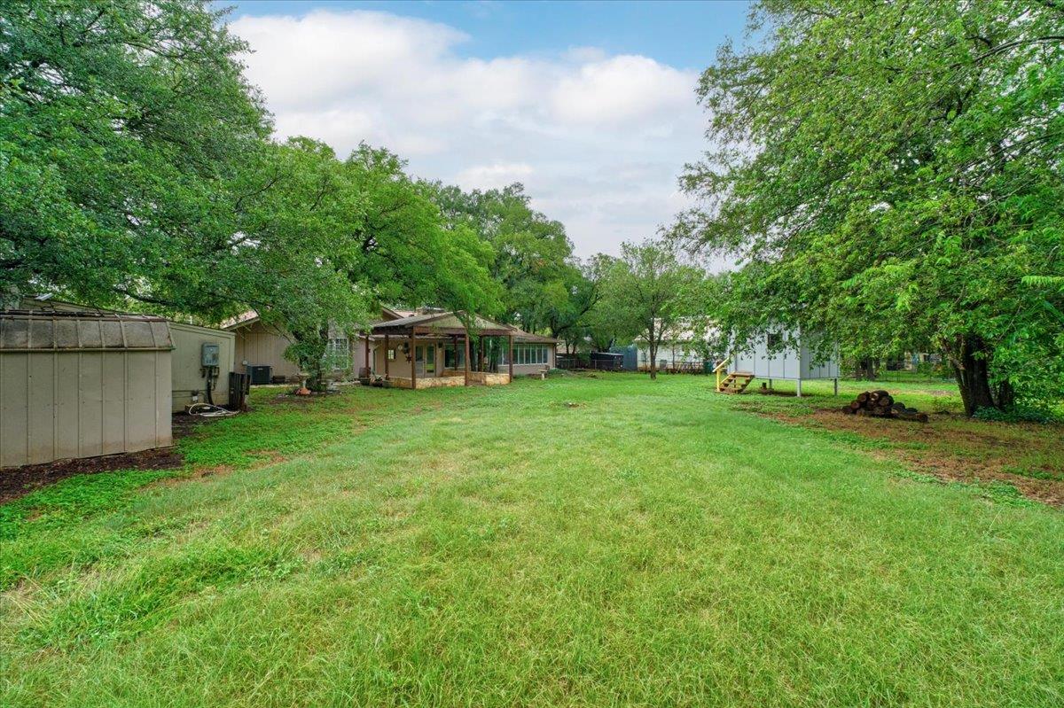 1009 Bluebird Dr Property Photo 34