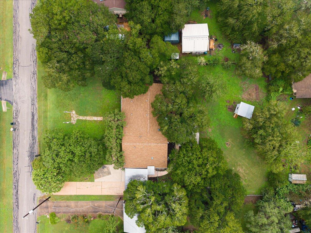 1009 Bluebird Dr Property Photo 38