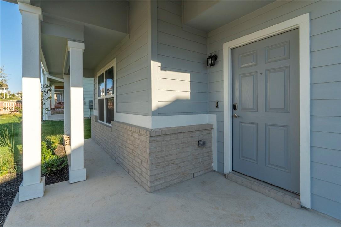 9507 Morning Iris Dr Property Photo 2
