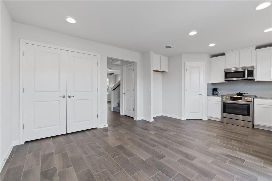 9507 Morning Iris Dr Property Photo 21
