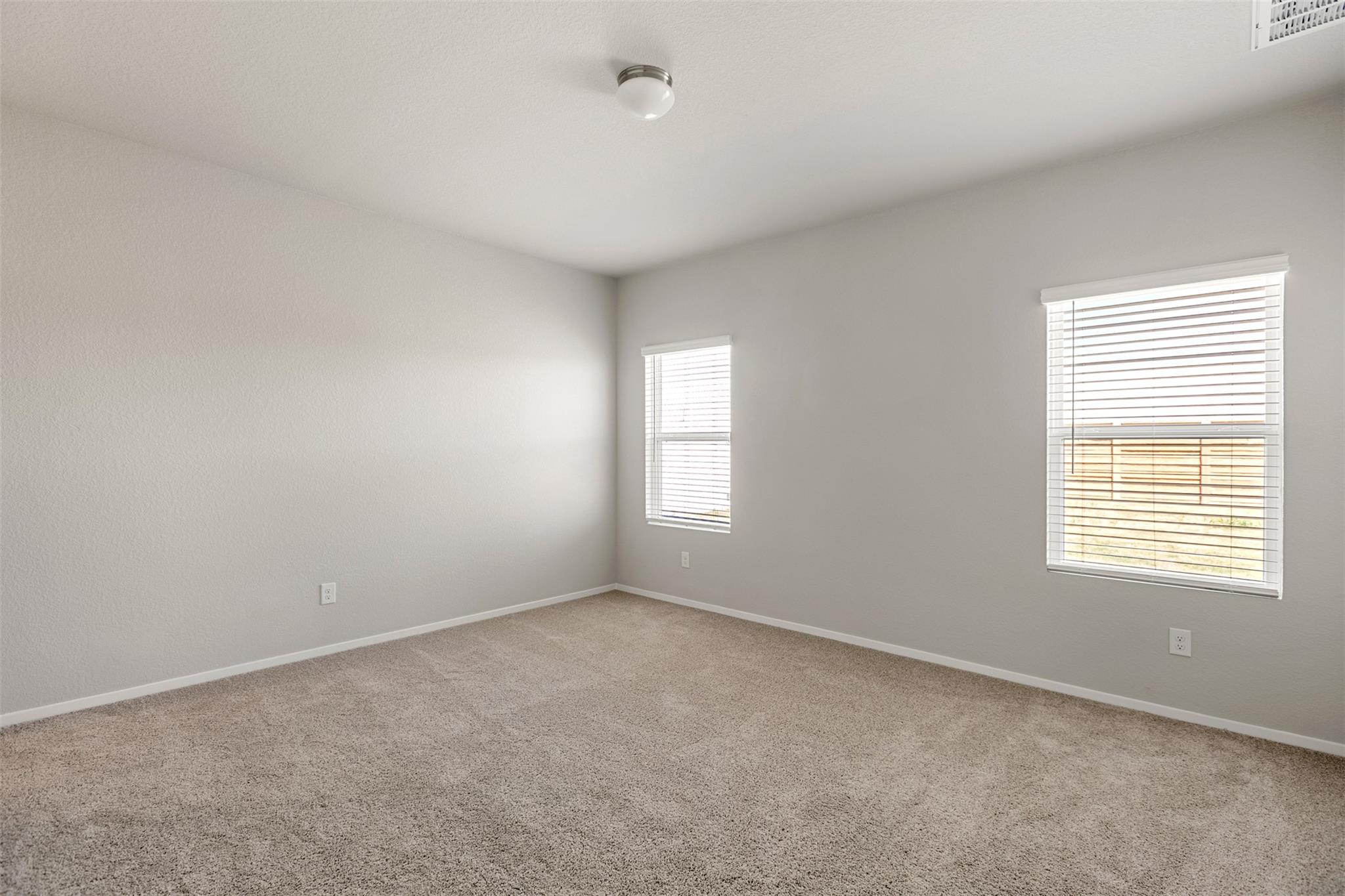 421 Hortus Dr Property Photo 18