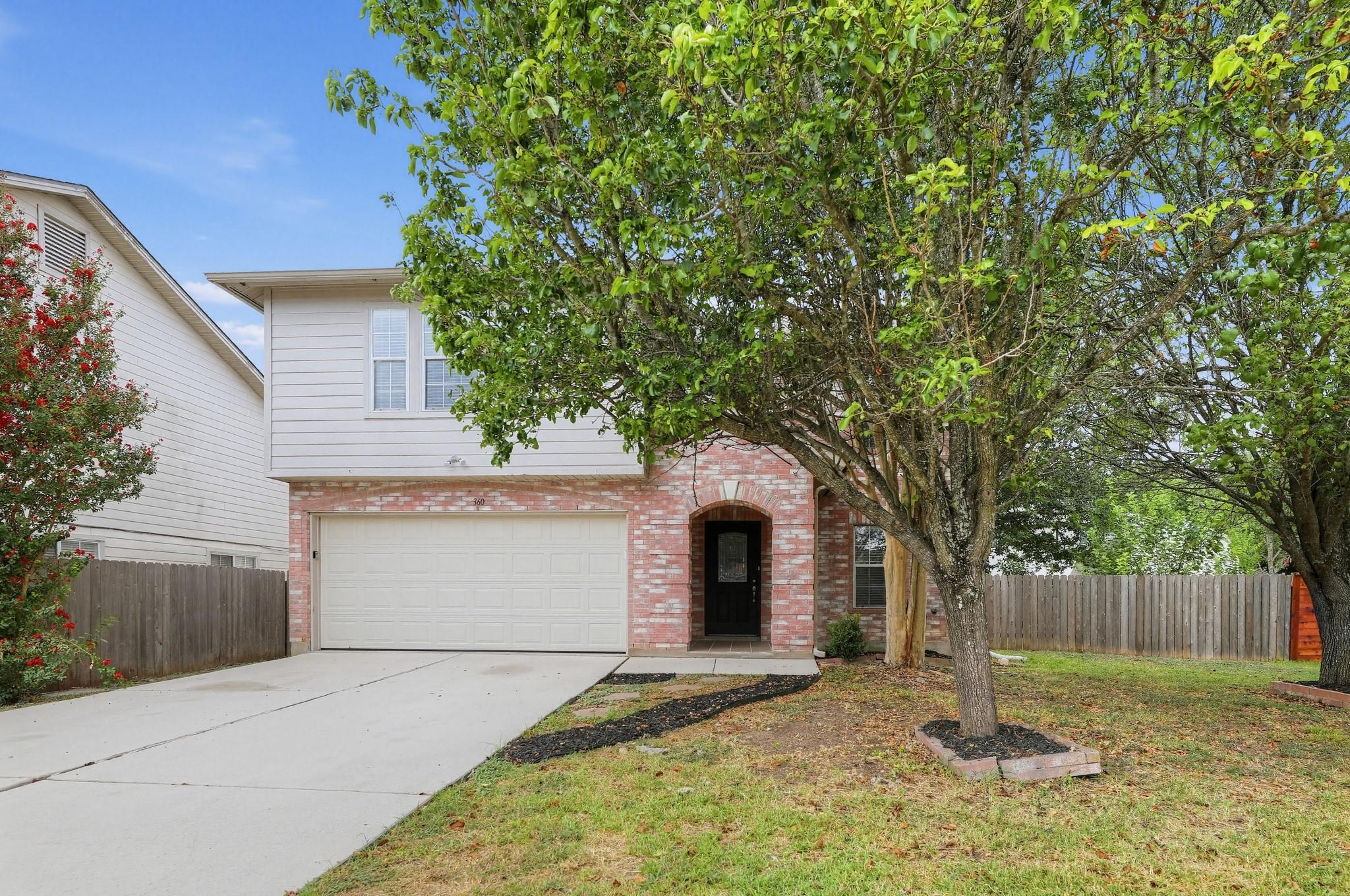 360 Thicket Ln Property Photo 3