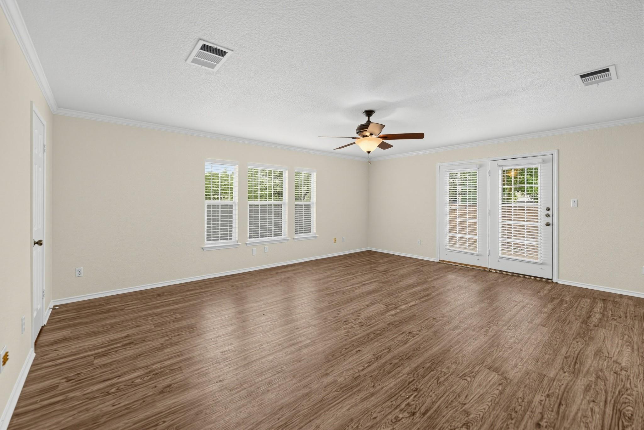360 Thicket Ln Property Photo 8