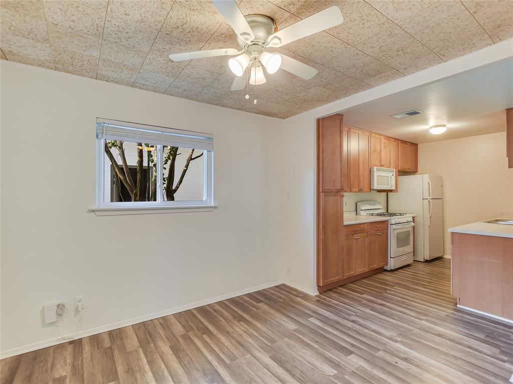 8303 Reeda Ln Property Photo 5