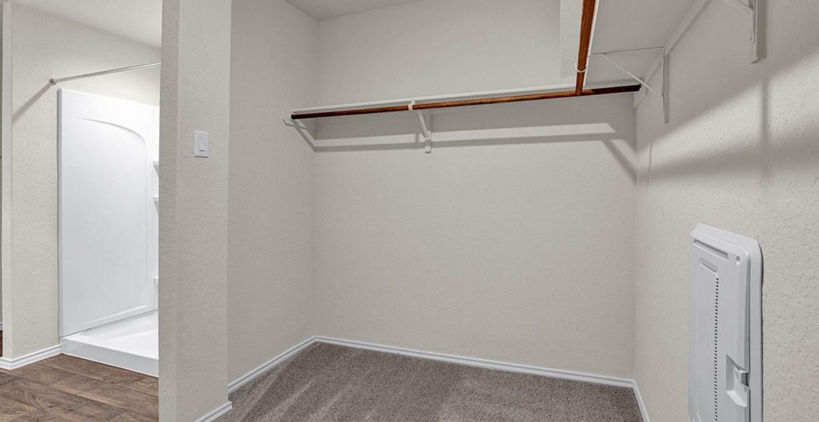 6008 Roderick Dr Property Photo 9