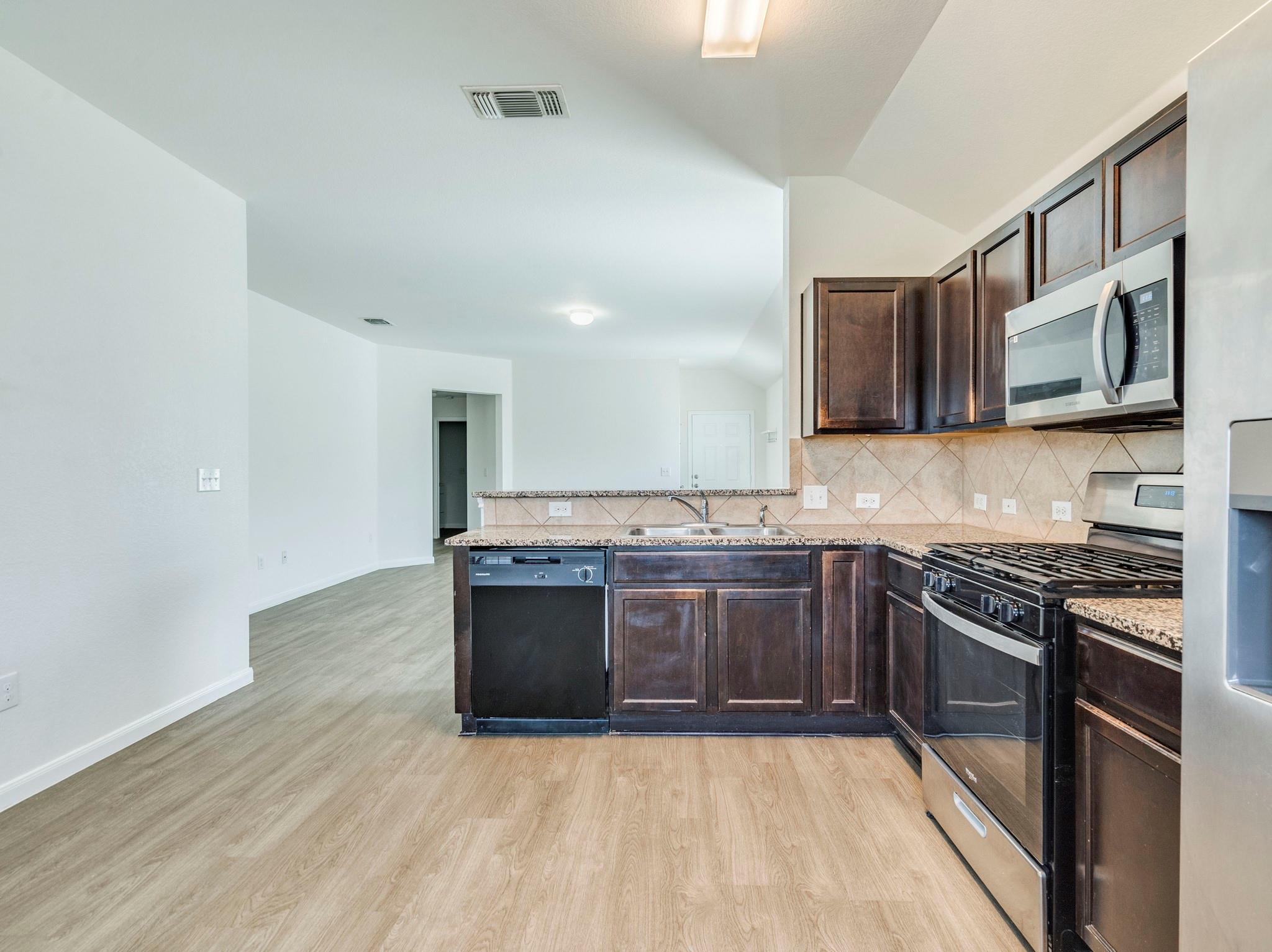 233 Alpha None Property Photo 9