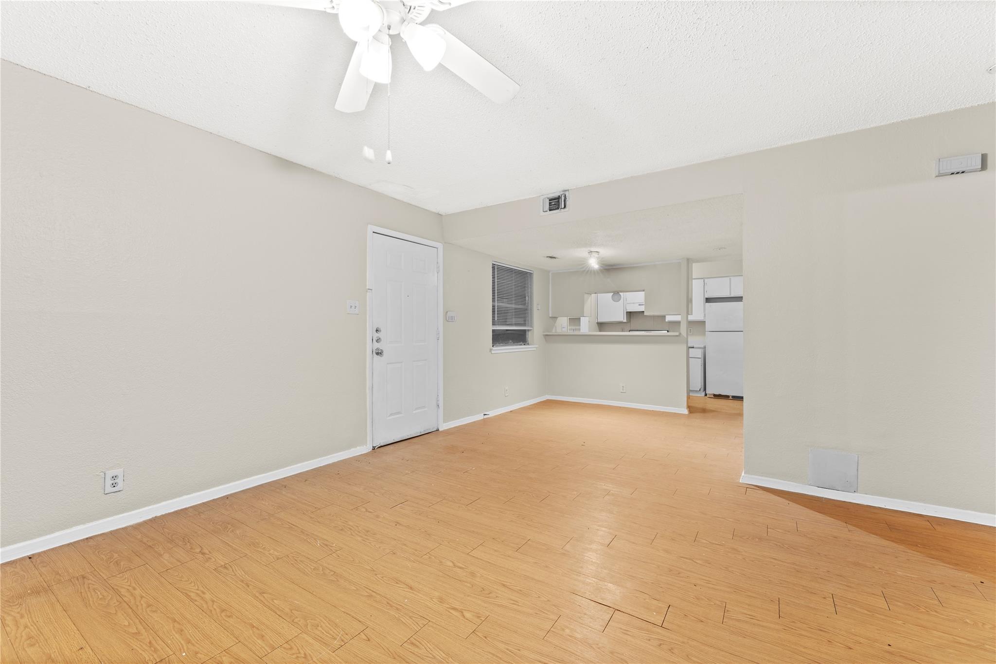 2401 Bucks Run Property Photo 5