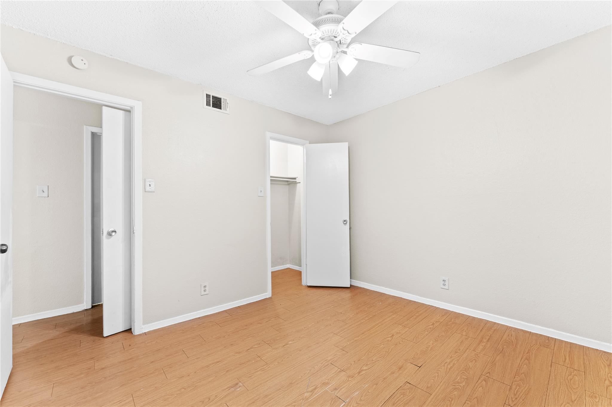2401 Bucks Run Property Photo 15