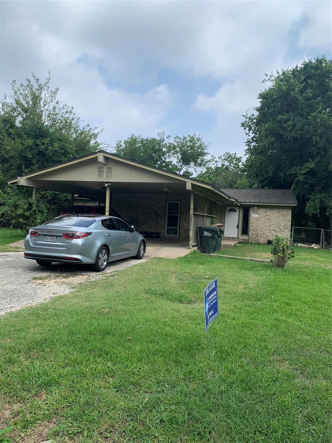 413-415 Live Oak St #a & B Property Photo 1
