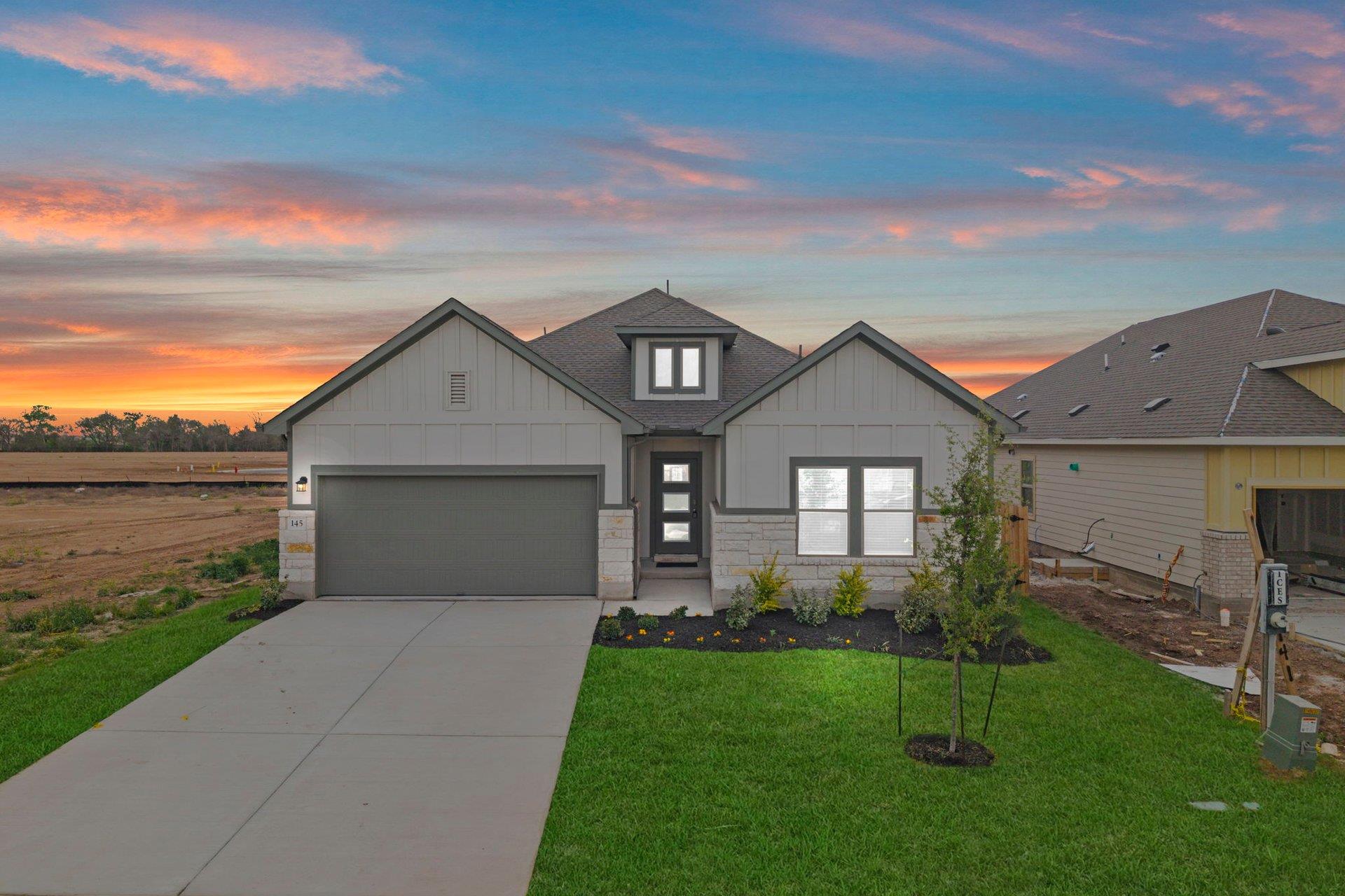 145 Ayres Horn None Property Photo 1