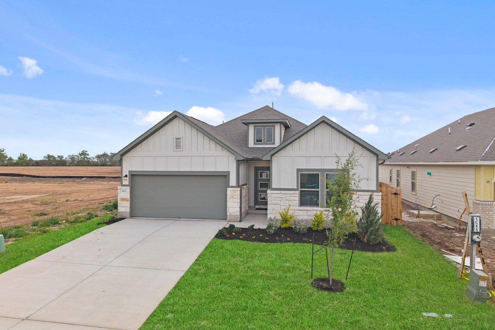 145 Ayres Horn None Property Photo 4