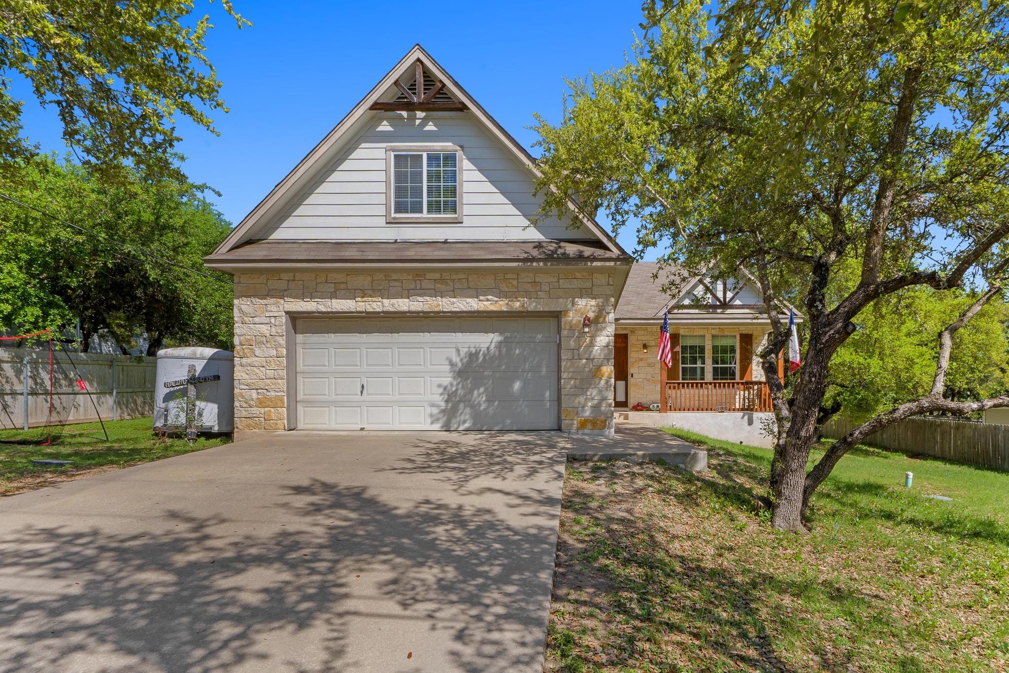 608 Galston Dr Property Photo 1